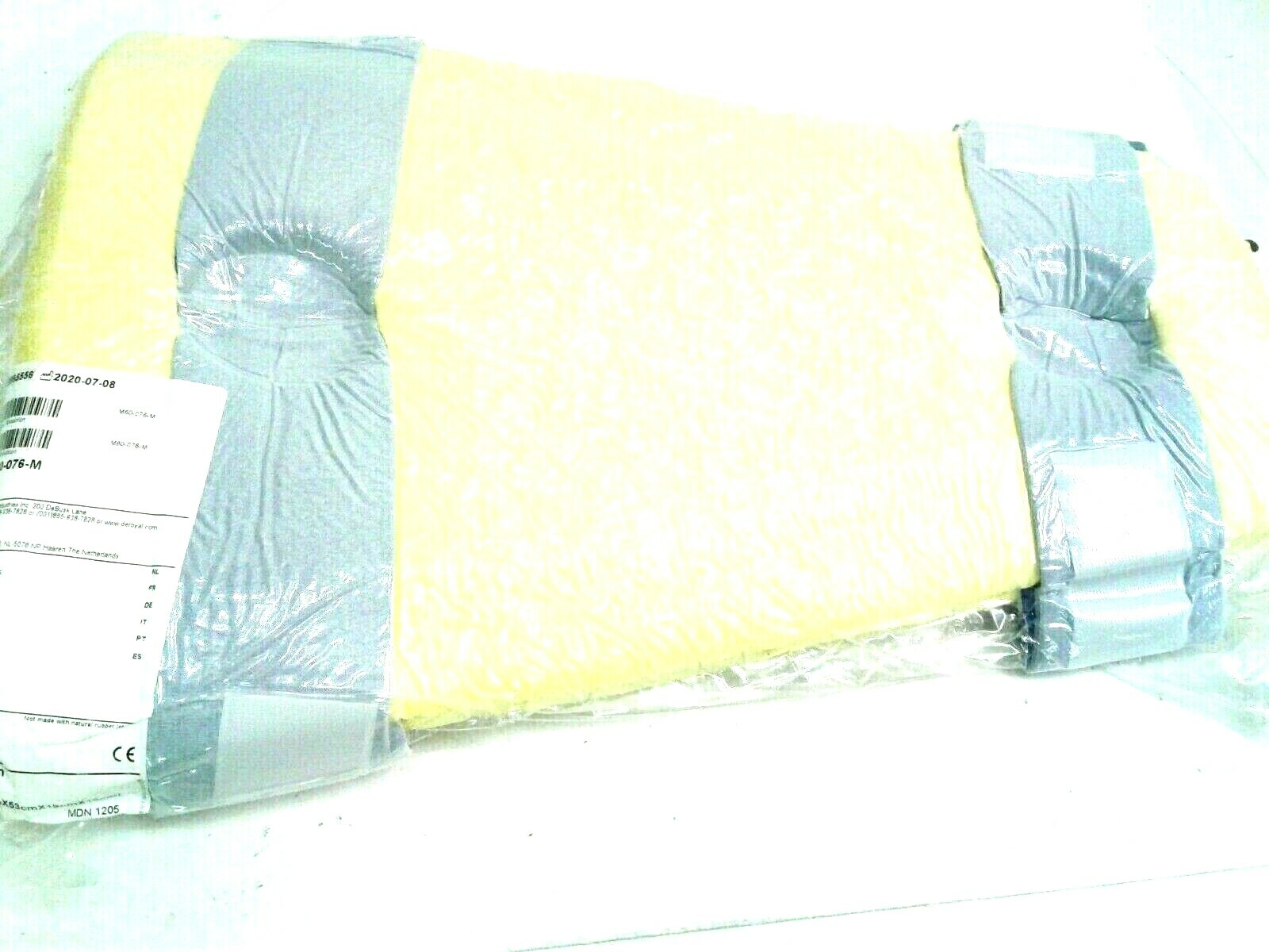 DeRoyal Concave Hip Abduction Pillow – High-Density M60-076-M