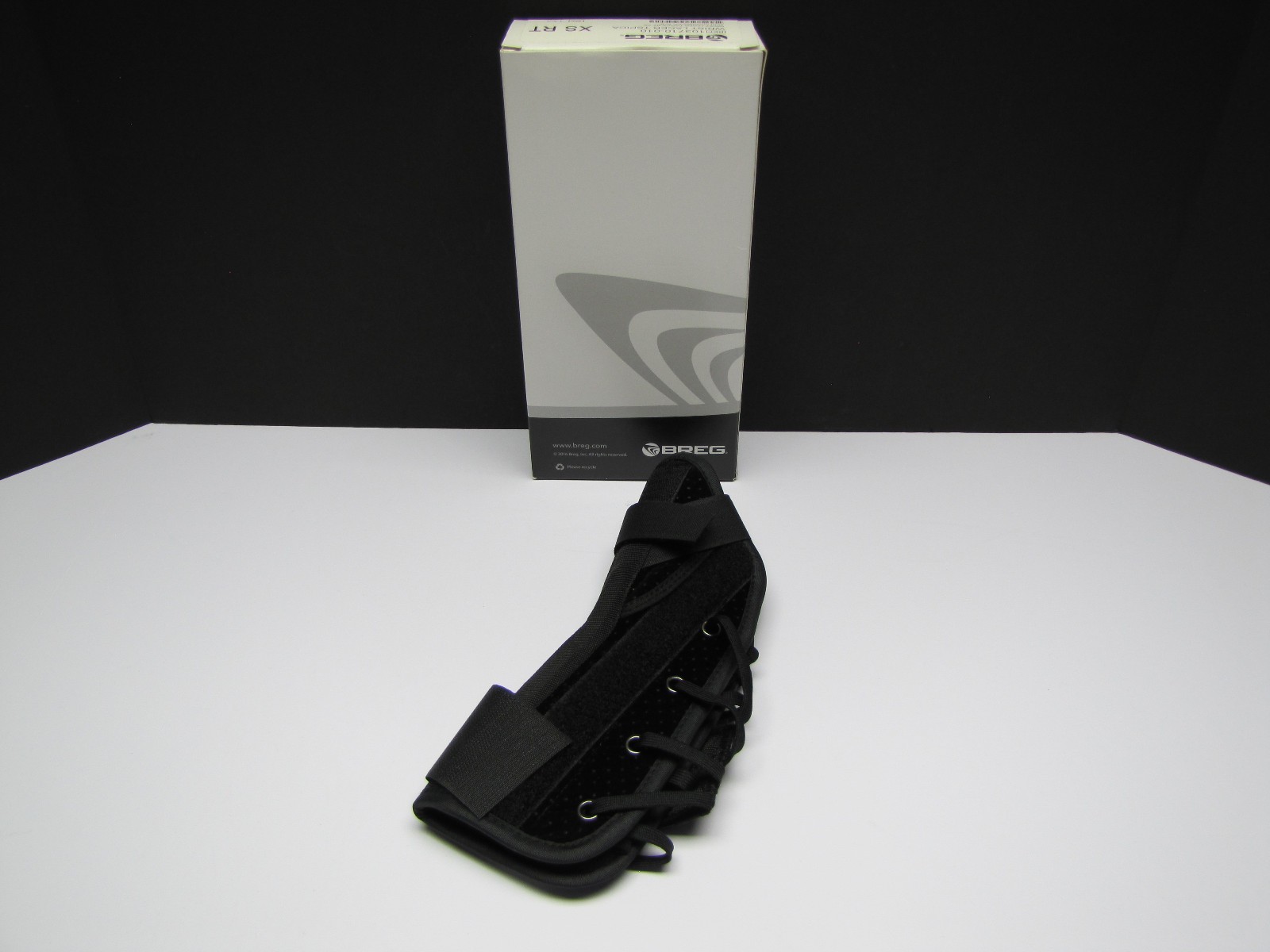 Breg 8″ Wrist Lacer w Thumb Spica Splint Brace Support Right X-Small 103710-010