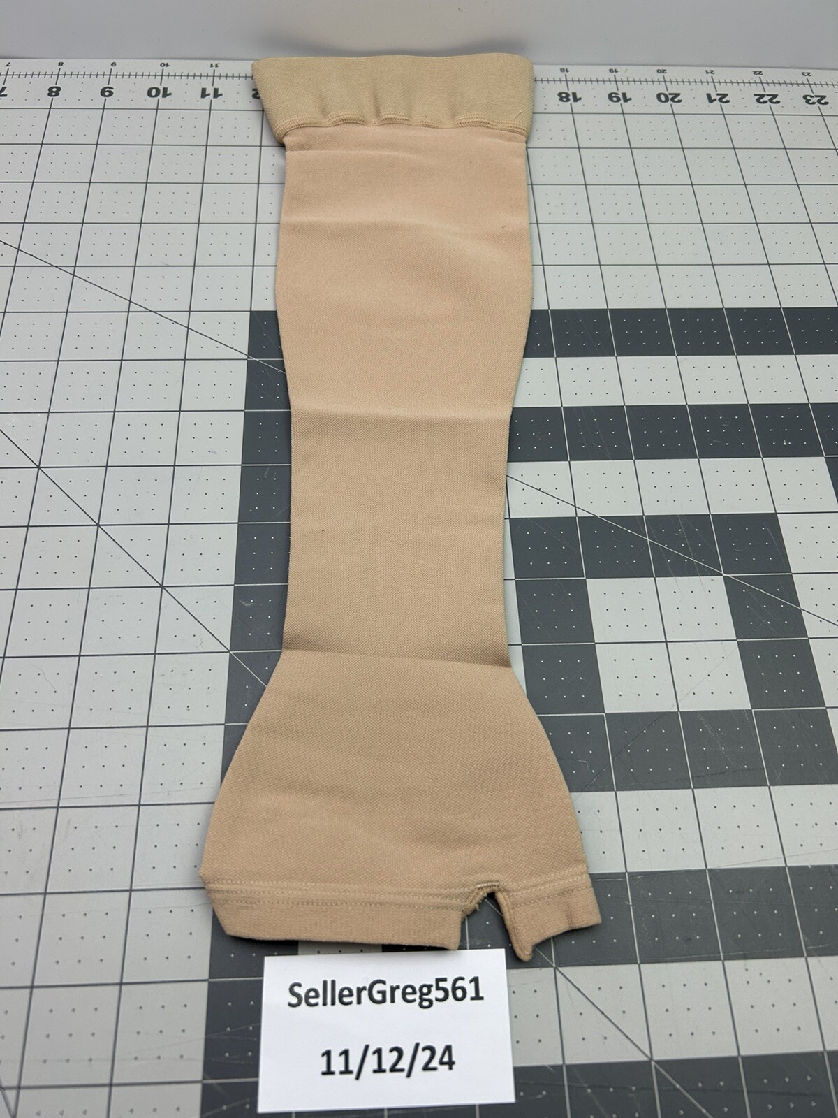 Beister Lymphedema Medical Compression Arm Sleeve with Gauntlet for Men & Women