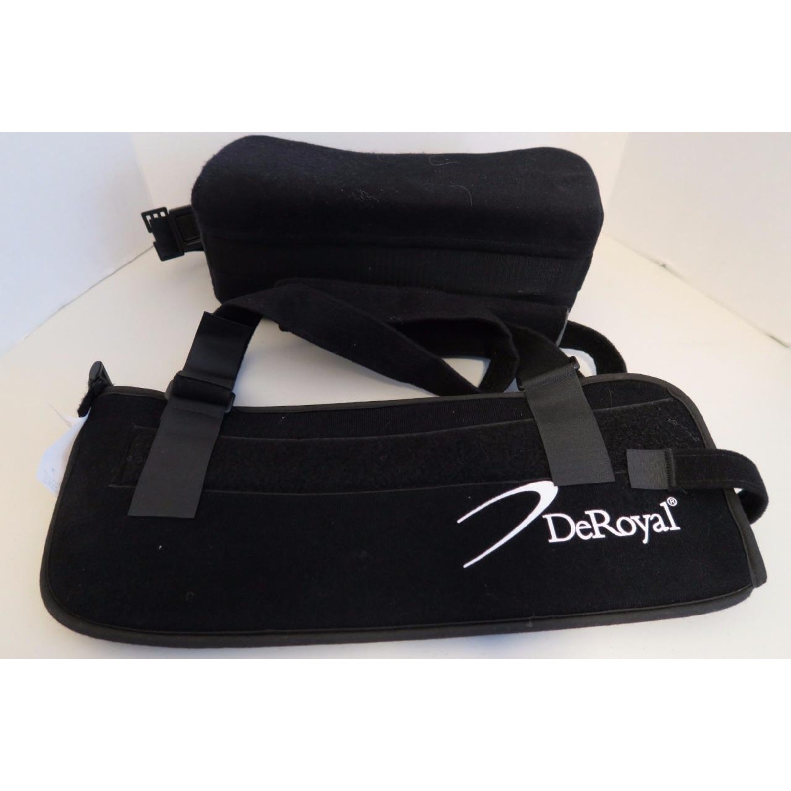 DeRoyal Shoulder Elbow Sling Brace & Bolster Medium Prewoned -0517T18