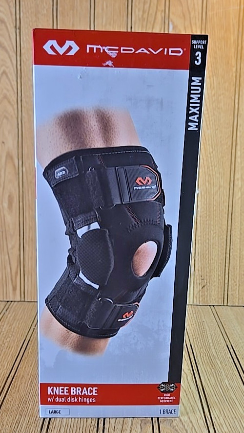 McDavid Knee Brace Support with Side Stays, Compression Knee Sleeve, Large MD422