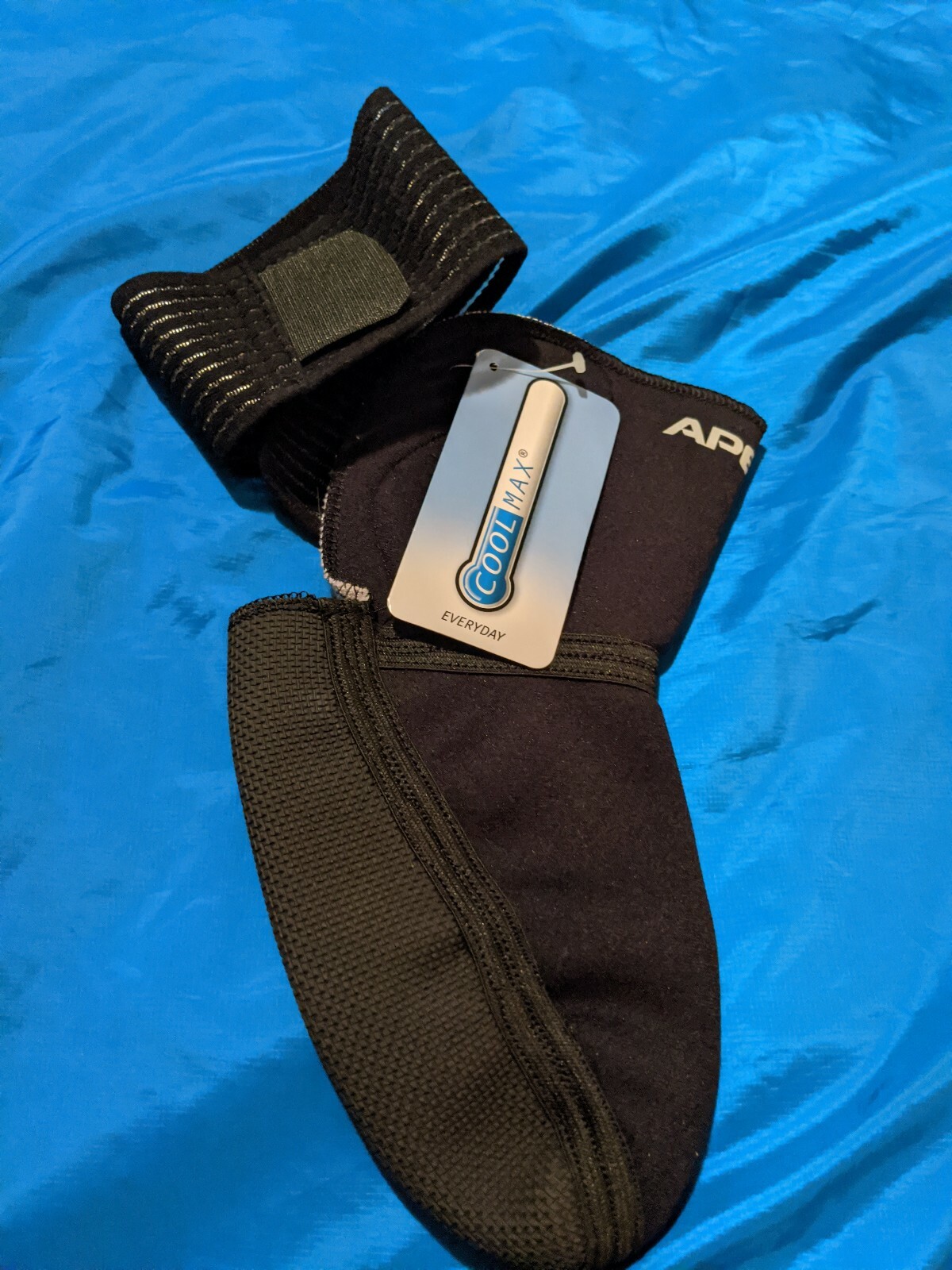 Apex Ankle Foot Gauntlet Stabilizer Wrap w/ Cool Max size Small Non-Slip Wicking