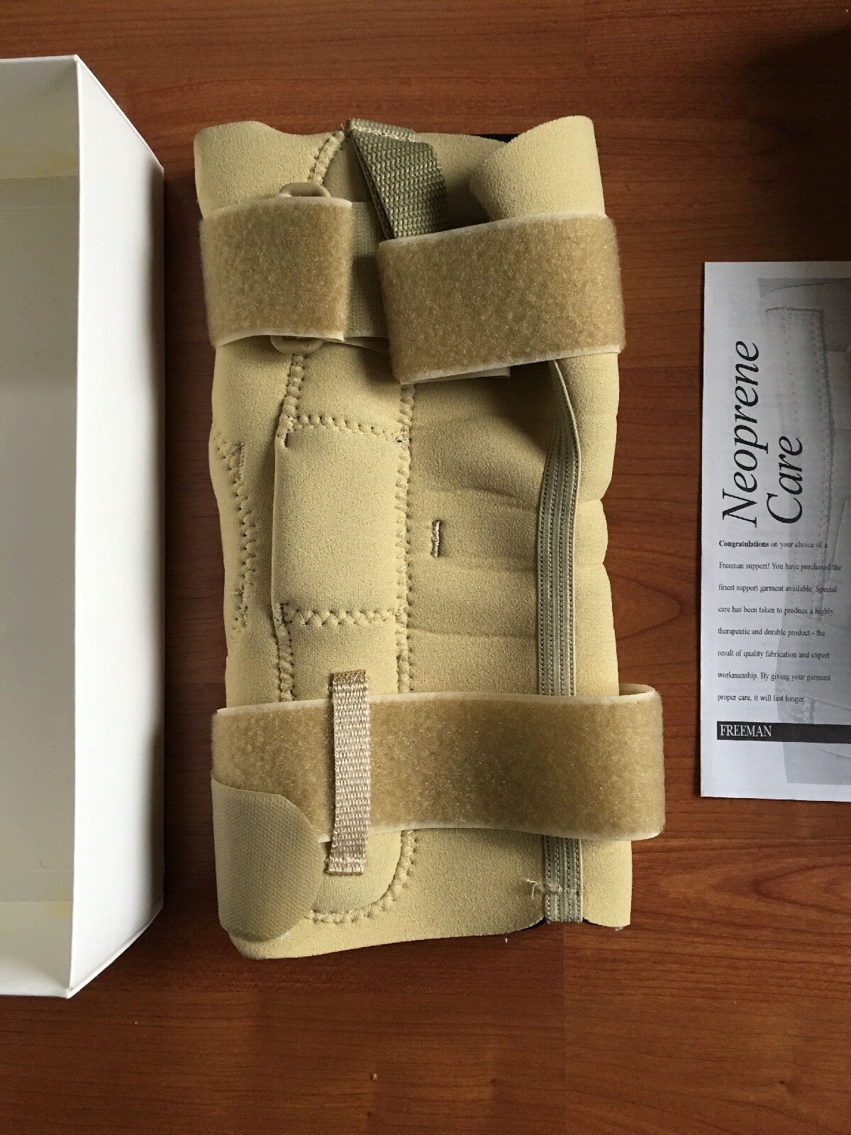 Freeman Laced Knee Brace ~ Large ~ Model 657 ~ Beige