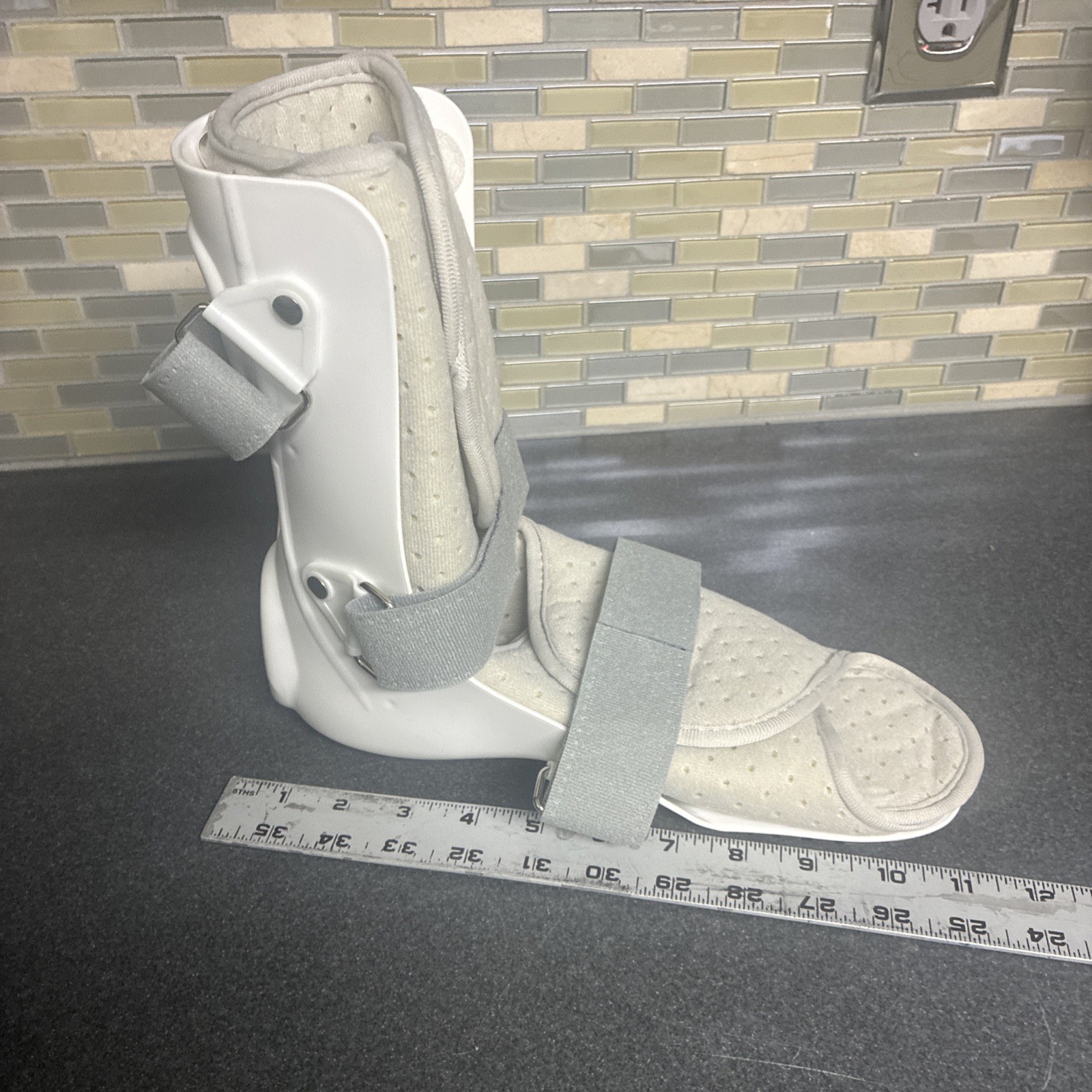 Large White Standard Walking Brace Boot – Large Left Boot Left Foot Medical Boot