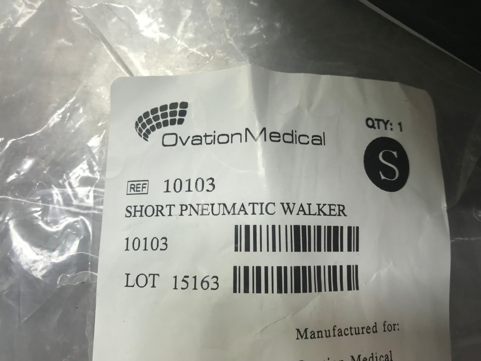 11103 Ovation Medical Pneumatic Shockpod Short Walker Brace SMALL – Black/Gray