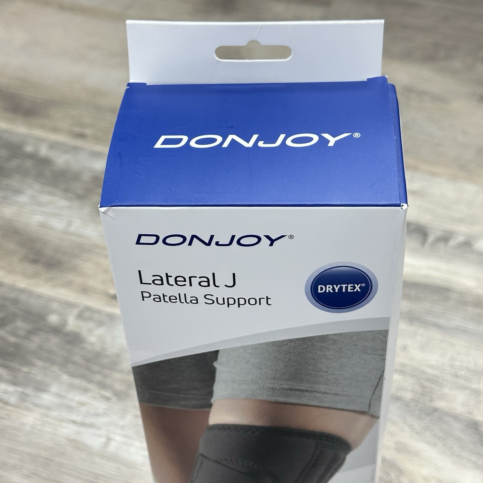 DonJoy Lateral J Patella Knee Support Brace w/ Hinge: Drytex, Right Leg, MEDIUM
