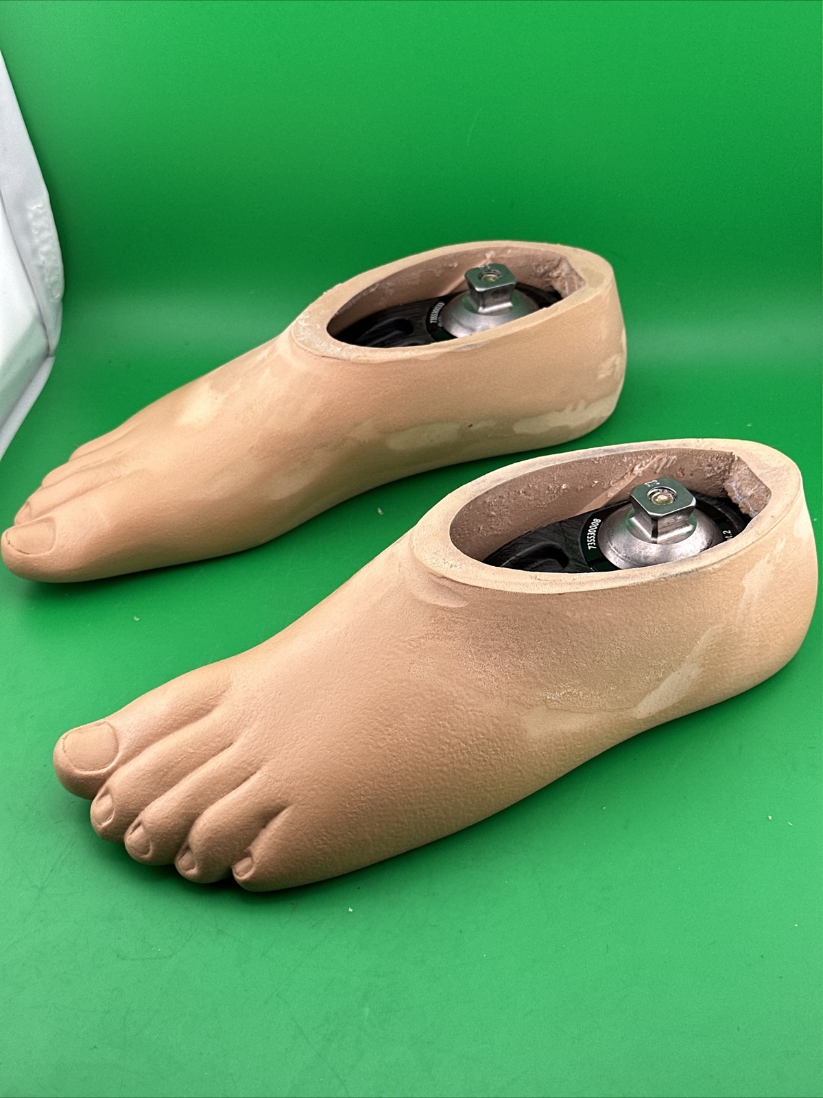 Pair Of Ohio WILLOWWOOD Willow Wood DuraWalk Prosthetic Feet. Size 27 Category 2