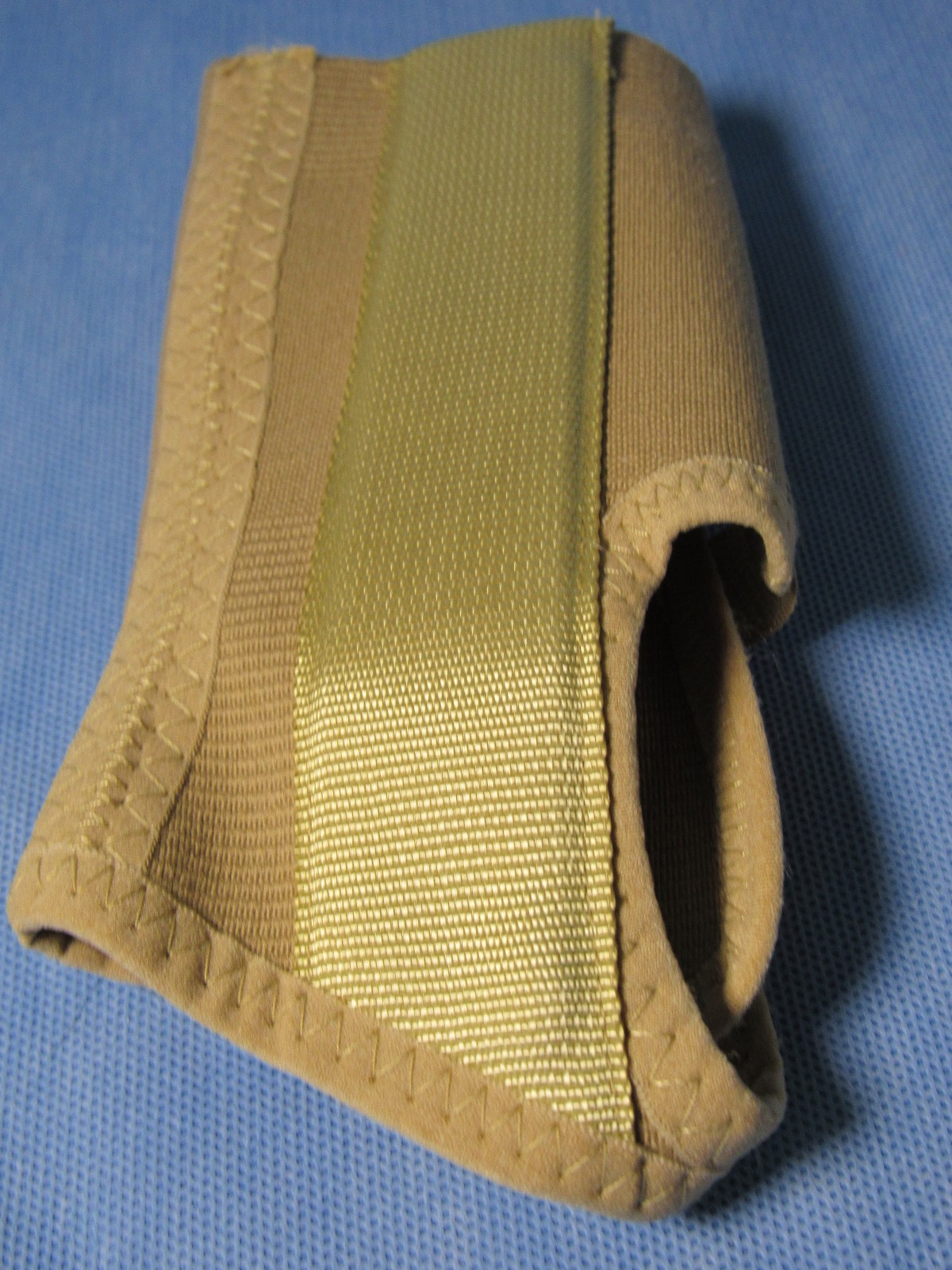 AliMed 5765 Freedom Wrist Left Medium Support Brace Short Tan Elastic New in Box