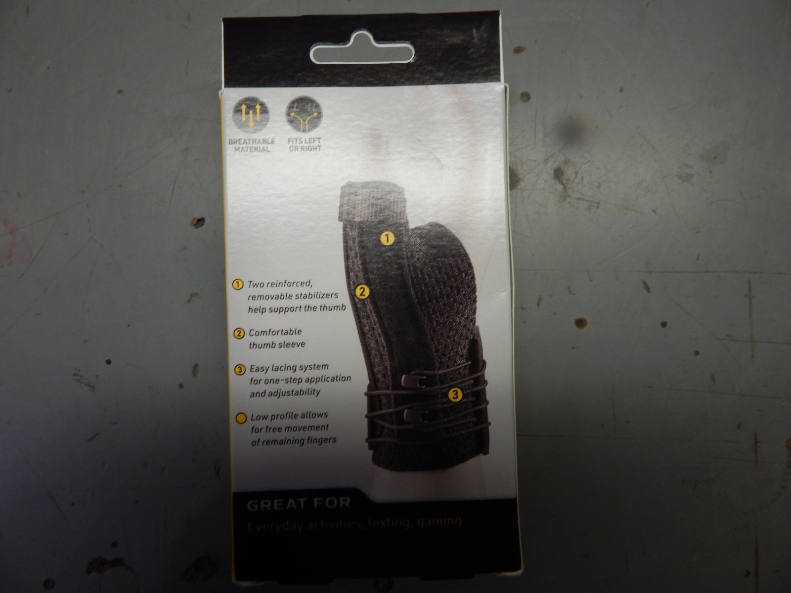 Futuro Thumb Stabilizer Deluxe SMALL / MEDIUM -Moderate support black