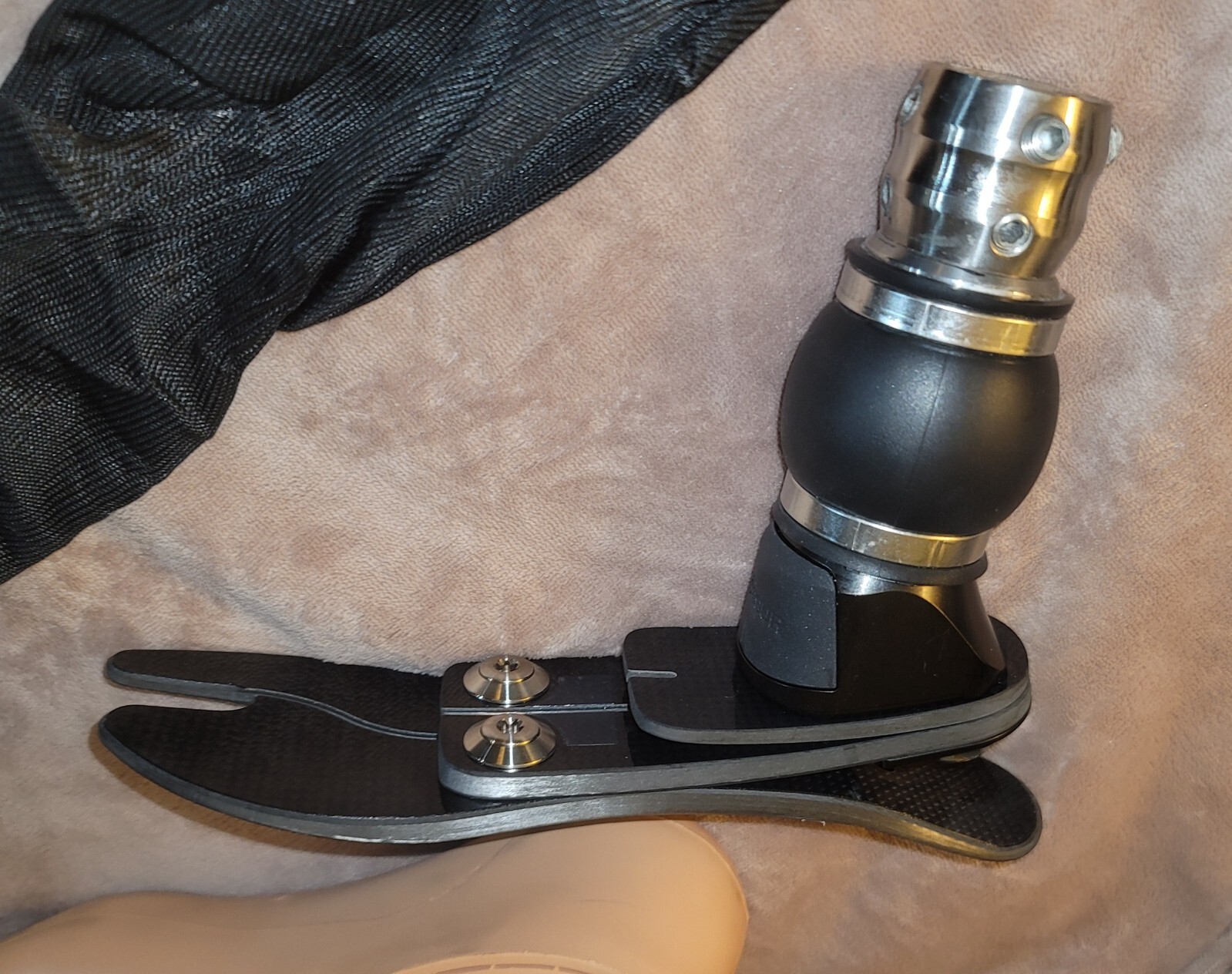 Ossur Pro-Flex Lp Torsion Prosthetic Foot Sz 24 Left