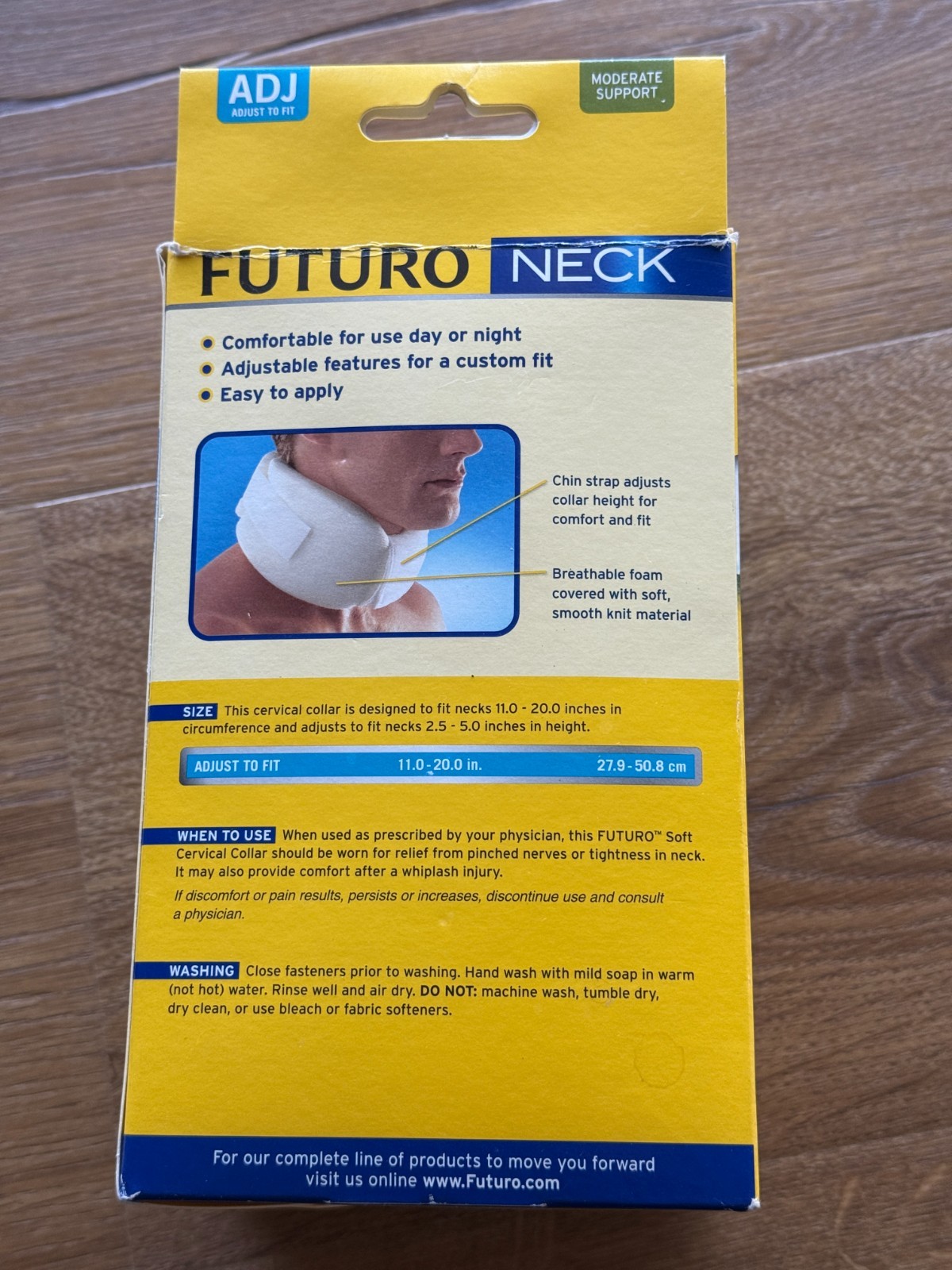 3M Futuro Sport 09027 Soft Cervical Collar Neck Support Adjustable NEW Open Box