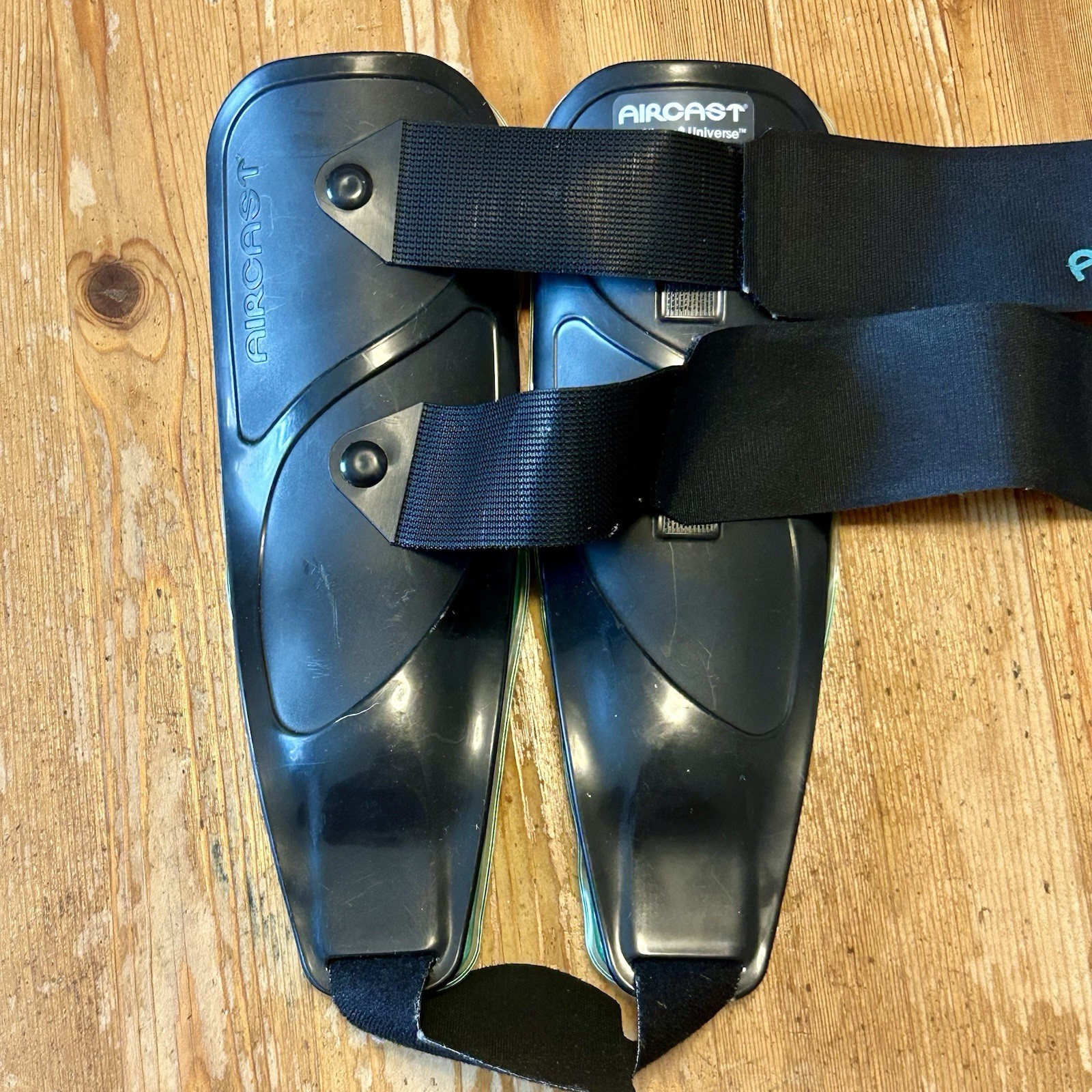 Aircast Air-Stirrup Universe Ankle Support Brace Left Right Adult One Size Black