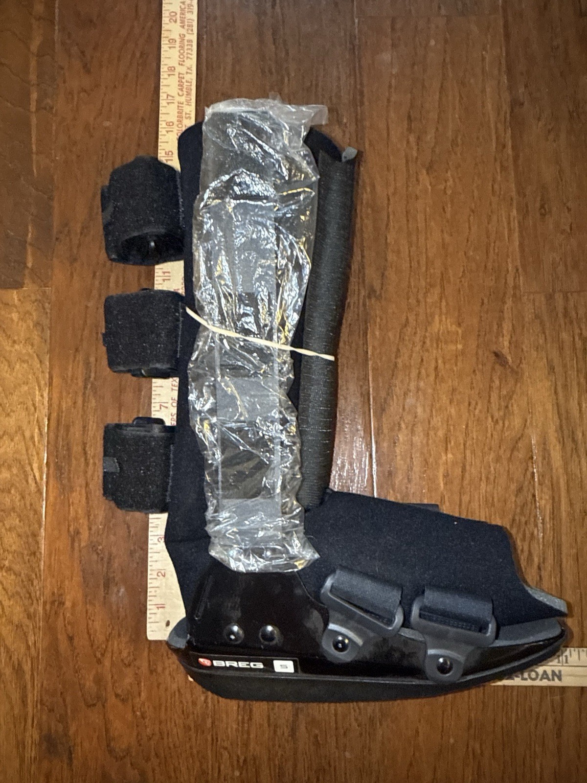 Breg AdjustaFit Walker Boot for Fractures & Recovery – Small – AL053003 – New