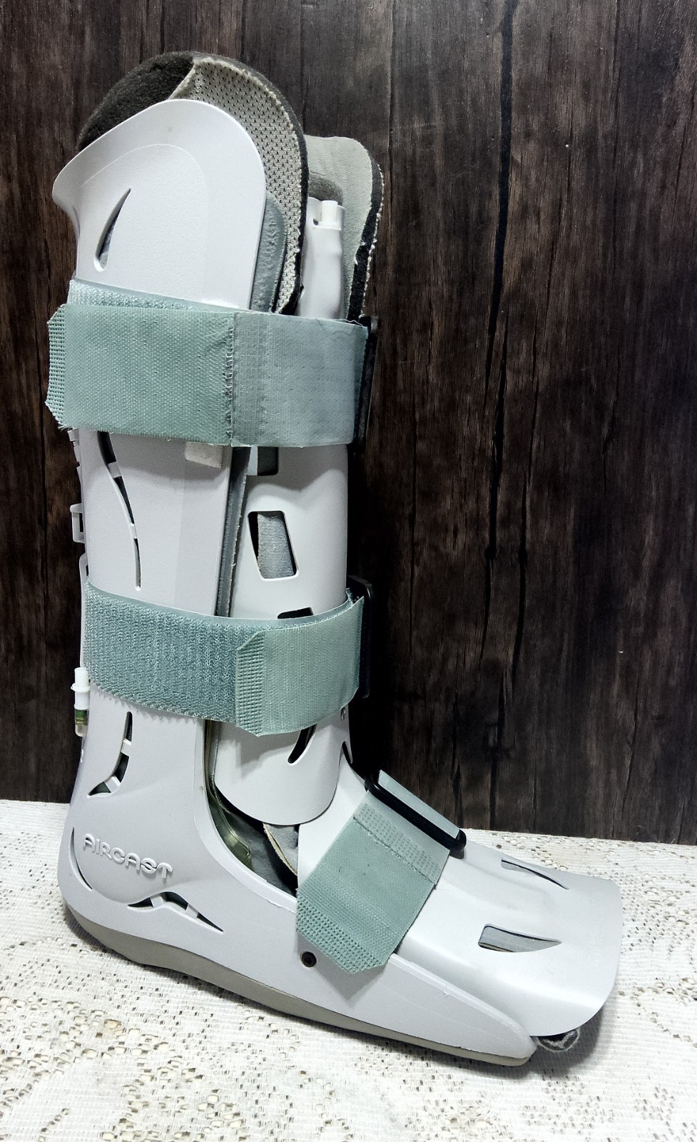 Aircast XP Walker Boot Medium 01P-M Orthopedic Walking Brace Fracture Cast