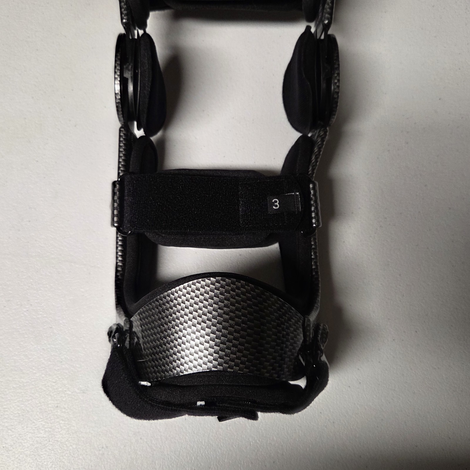 Cobra Dual OA Left Knee Brace Size Medium