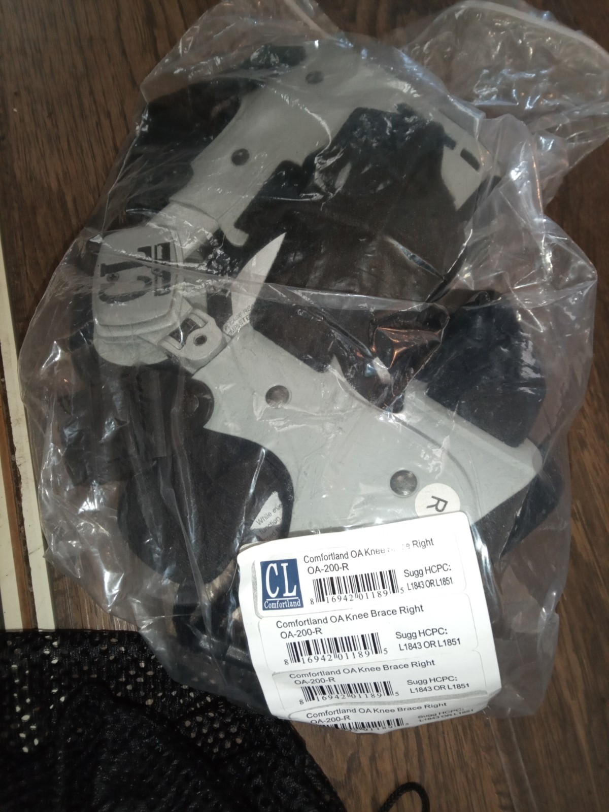 Comfortland Medical Universal Knee Brace *RIGHT KNEE BRACE* OA-200-R, Grey