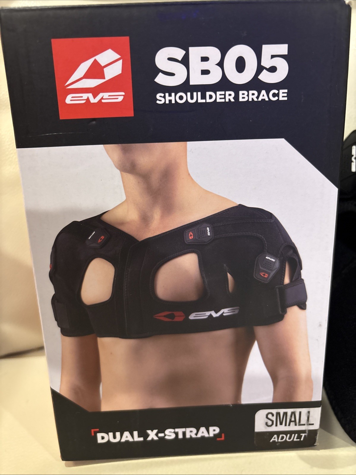 EVS SB05 Bilateral Shoulder Stabilizer Brace Black, Dual X-Strap – Sz. Small