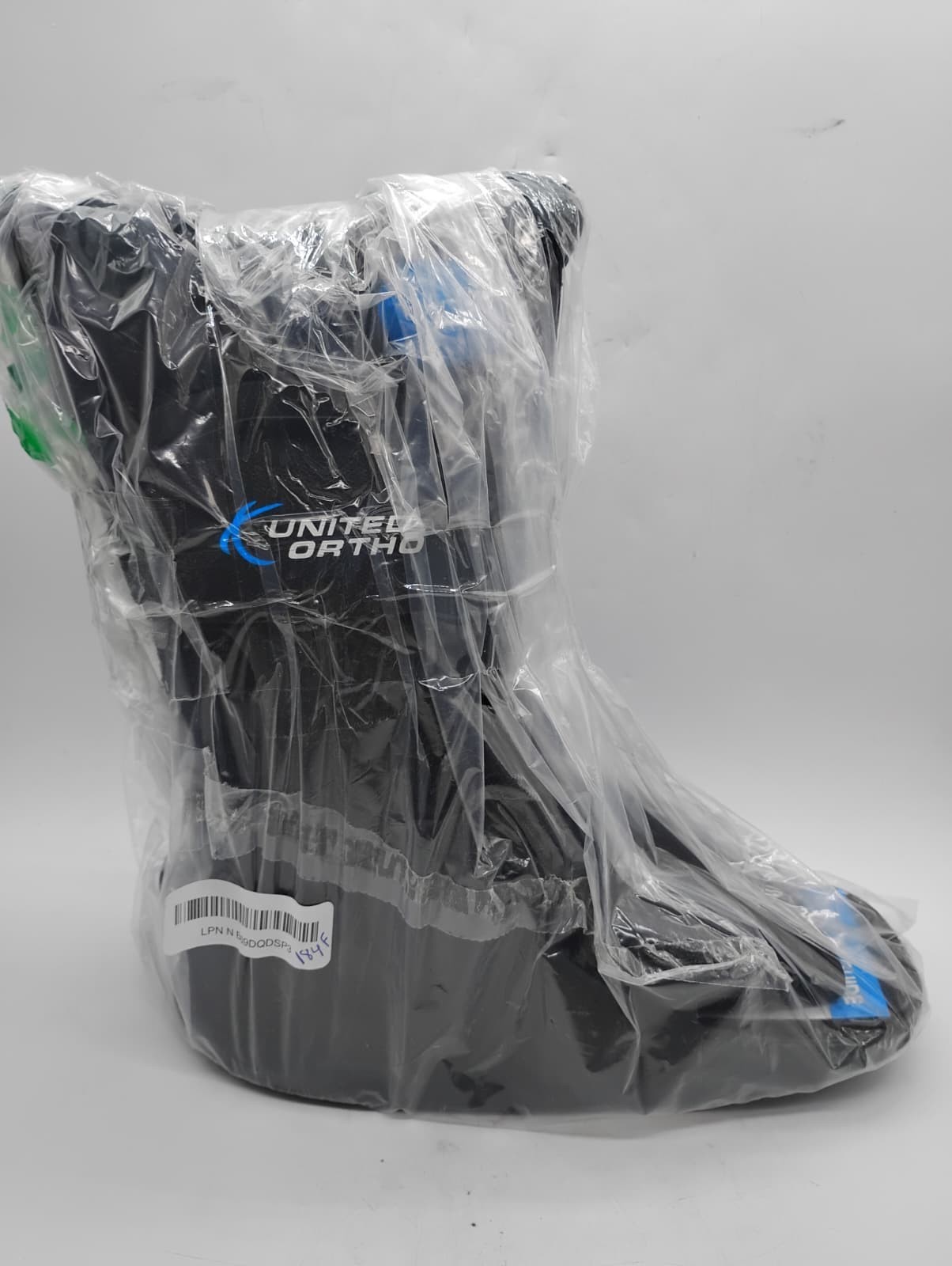 United Ortho USA14115 Short Air CAM Walker Fracture Boot Medium Black Air Cast