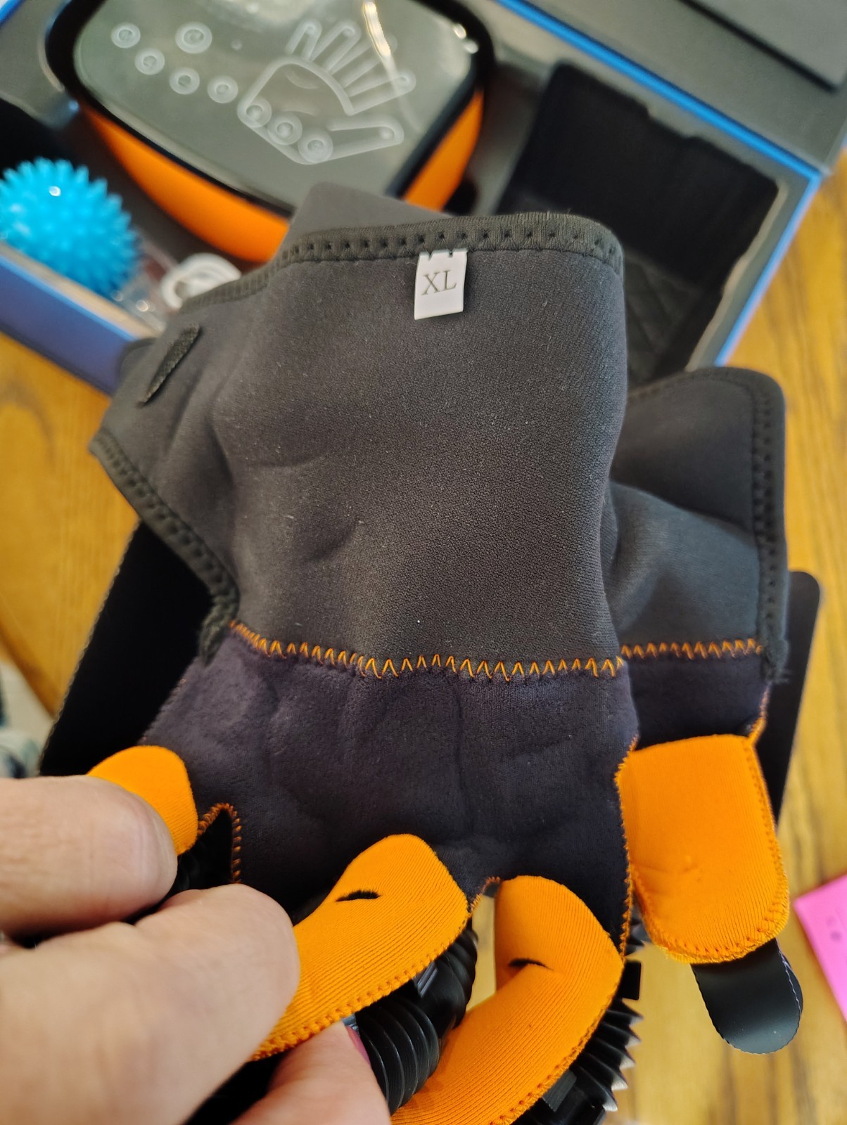Left Hand Function Rehabilitation Robot Glove for Stroke Recovery/Therapy