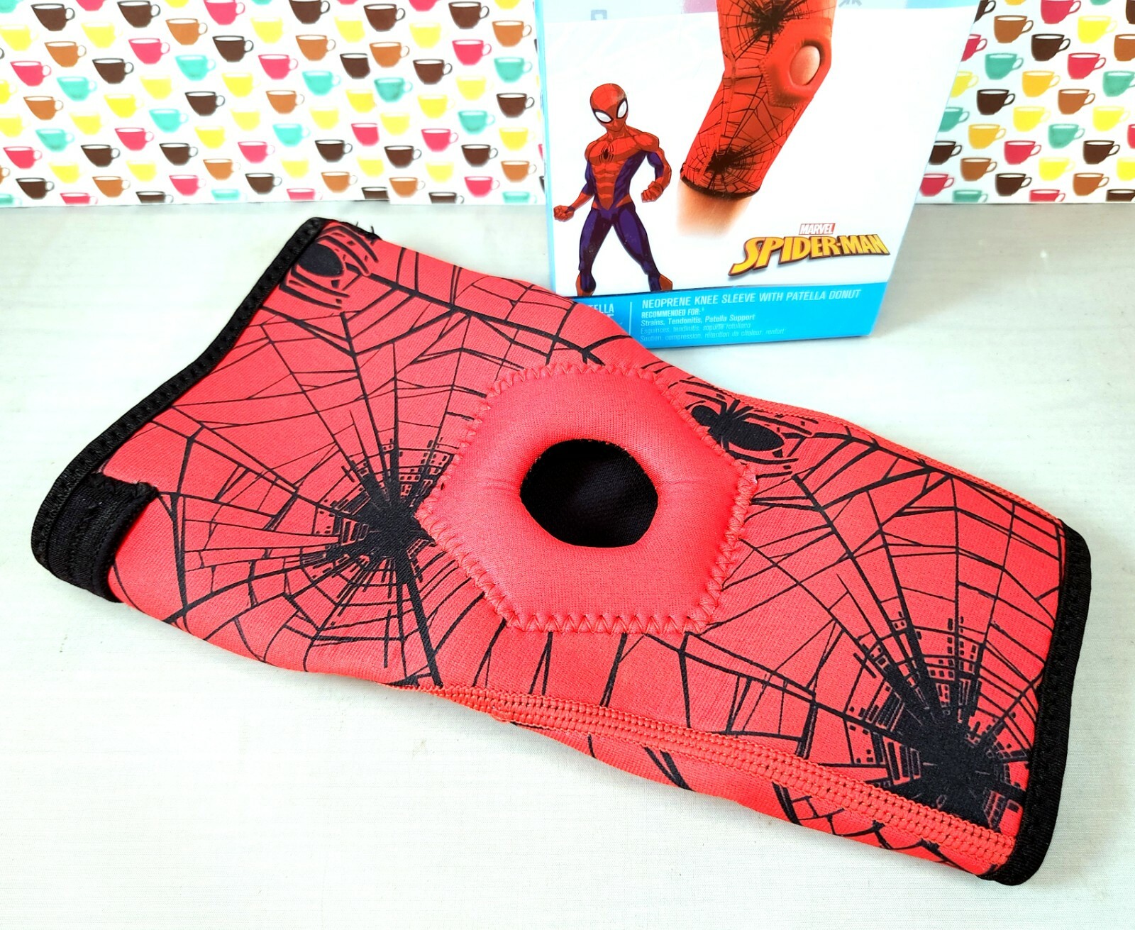 SPIDERMAN -DONJOY ADVANTAGE KNEE SLEEVE WITH PATELLA Donut-PEDIATRIC