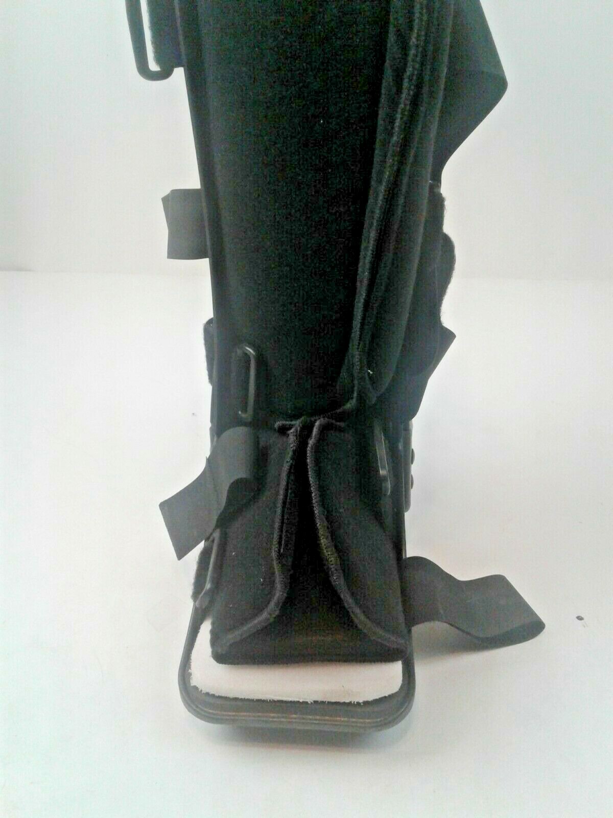 Breg Control Range of Motion Walking Boot 19907 Small – Black – Adjustable Ankle