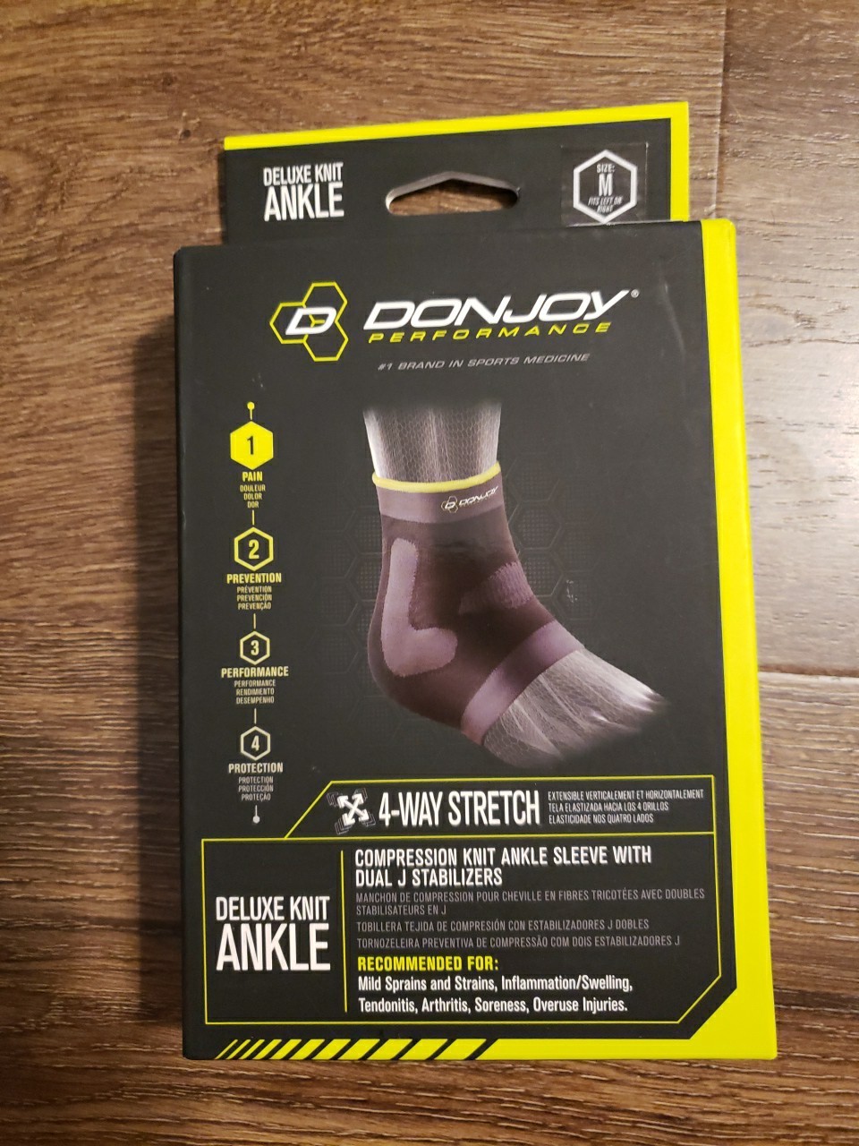 DonJoy Performance Size Medium 4-Way Stretch Knit Ankle Sleeve J Stabilizers