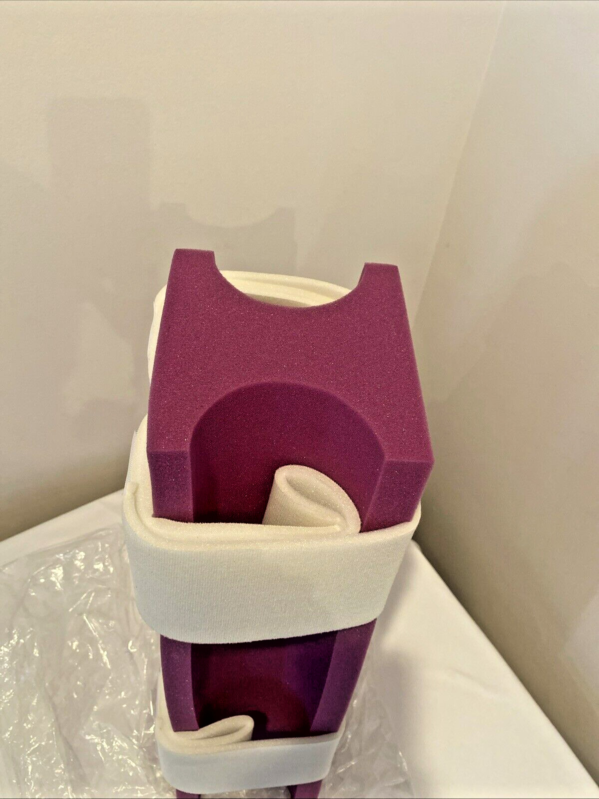 Hip Abduction Support Pillow with Straps Posture Cushion Pillow for Patient MED