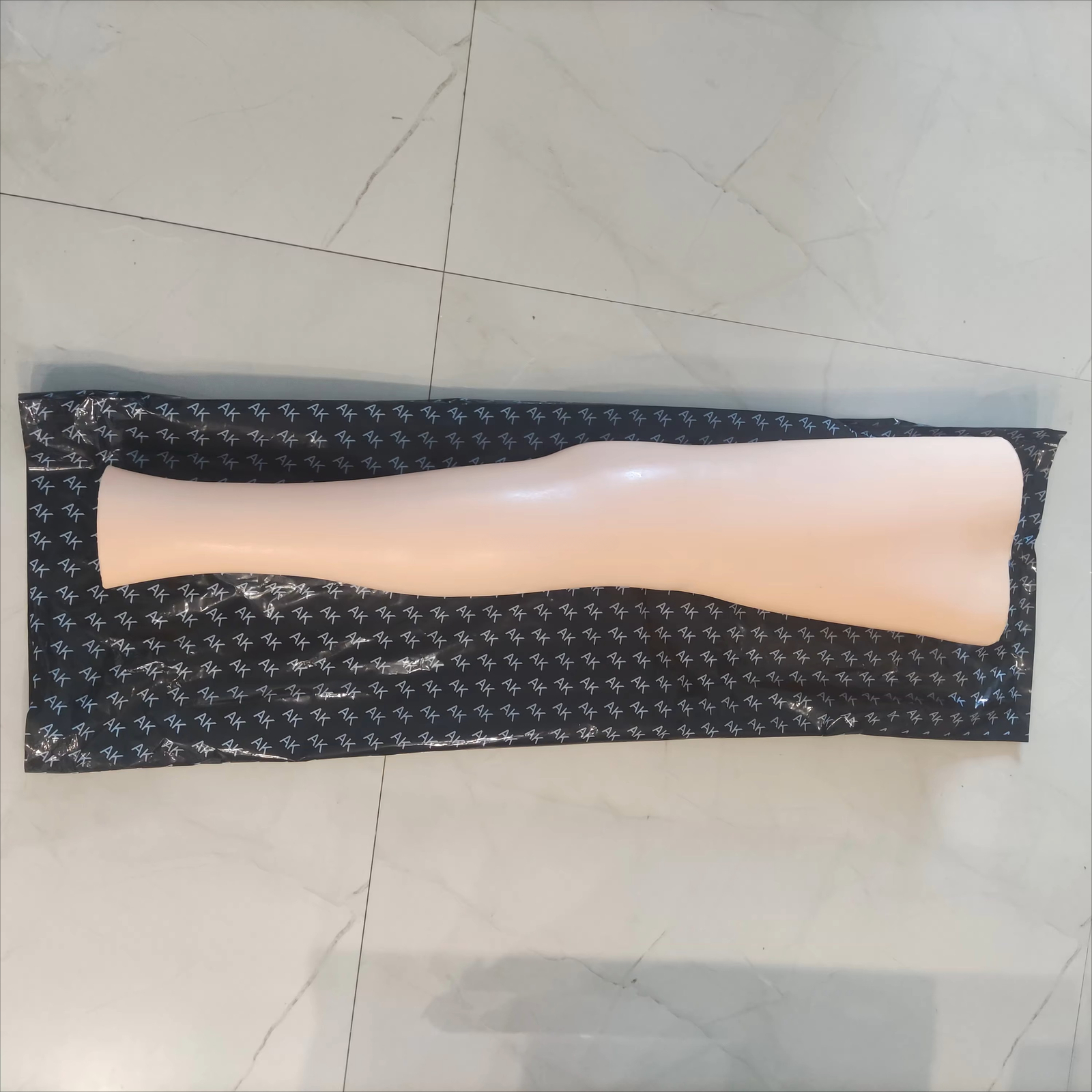 artificial limb cosmetic leg foam leg prosthesis polyurethane prosthetic legskin