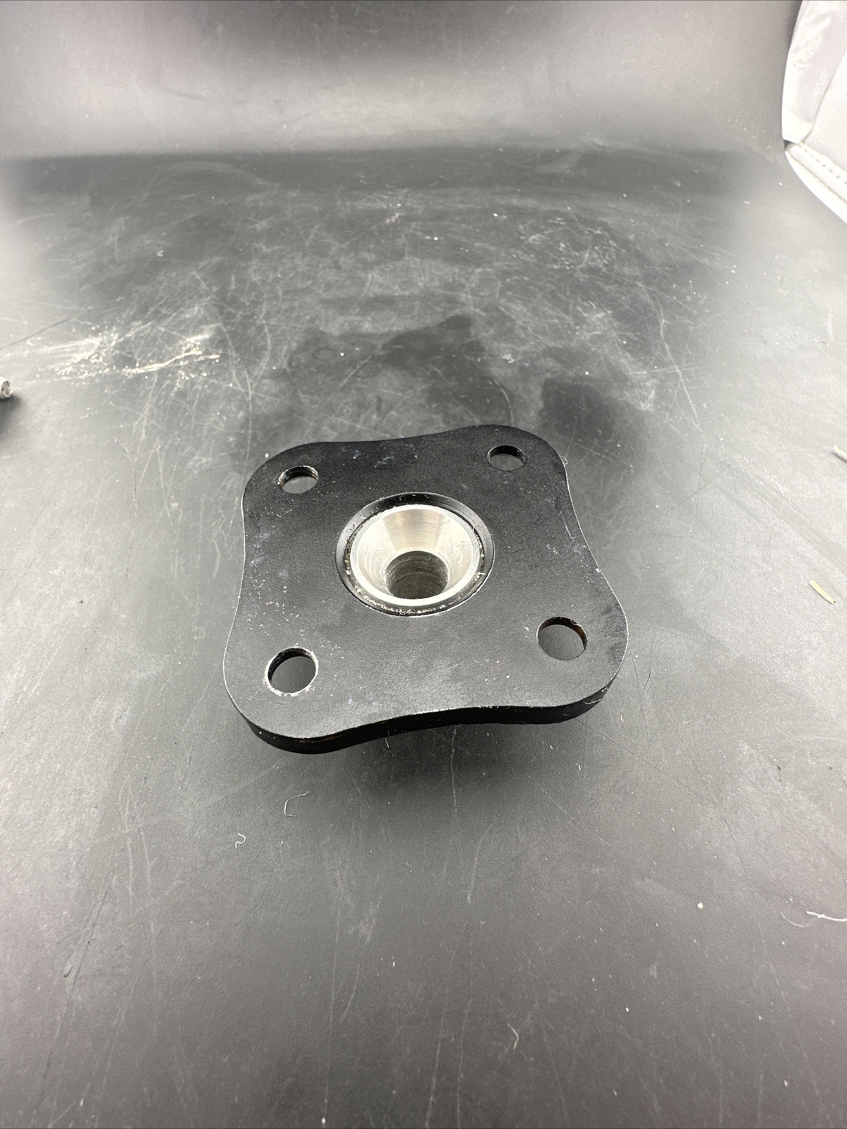 Trulife Aaa210 4 Hole prosthetic Plate Adapter.