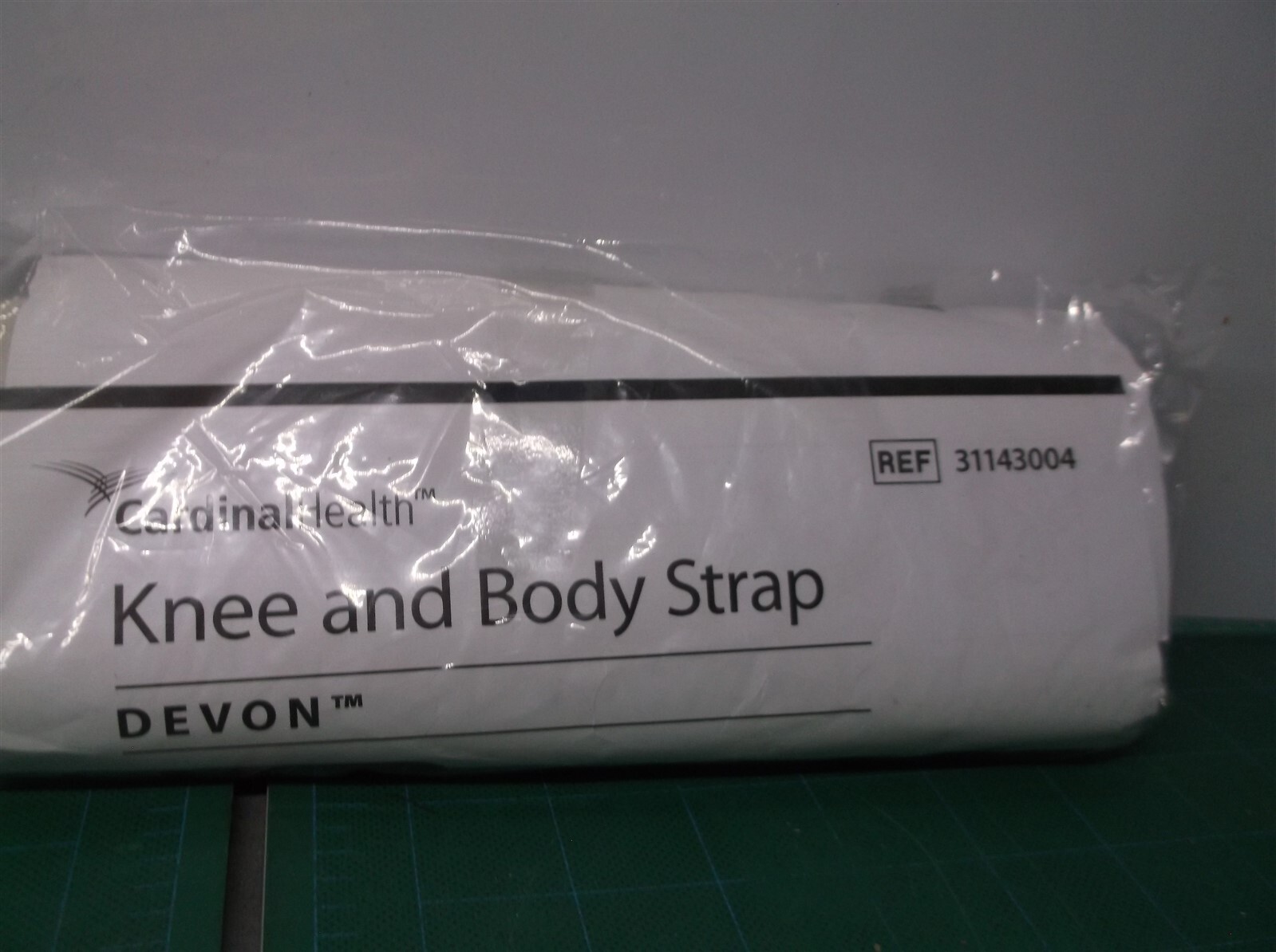 Covidien 31143004 Devon Knee and Body Strap 60″ x 3″