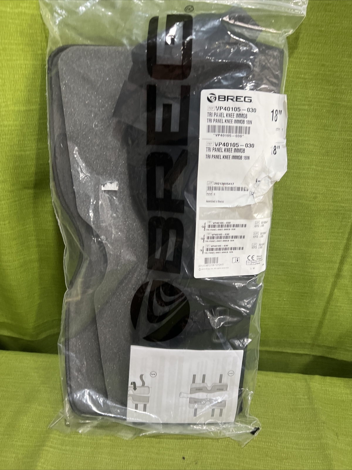 New BREG 18″ Tri Panel Knee Immobilizer, VP40105-030 New in Package