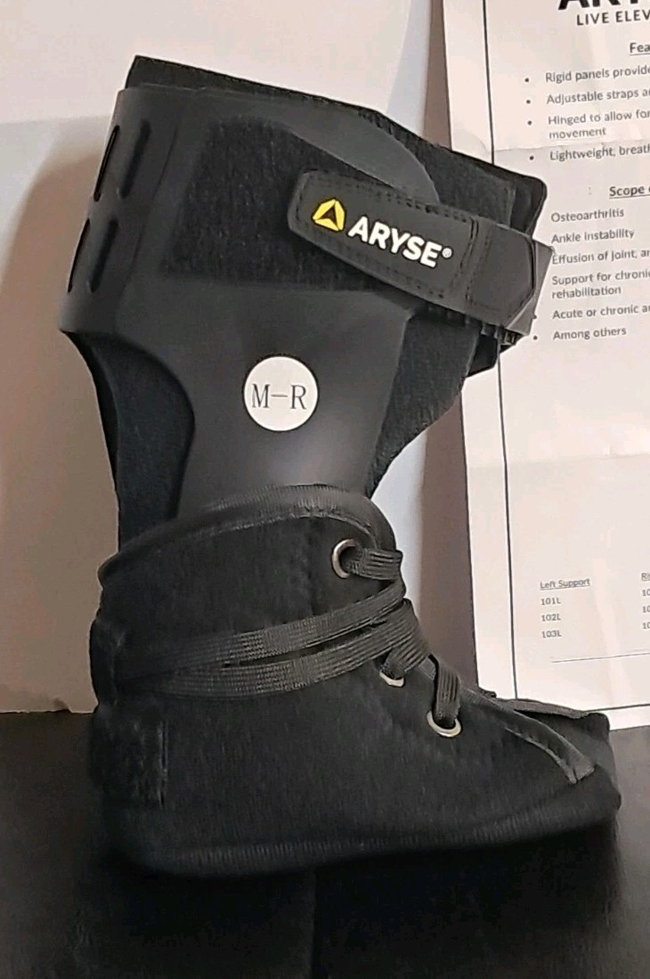 Aryse Right Side Ankle Brace Size Medium Support Strap Lace-Up AY-71