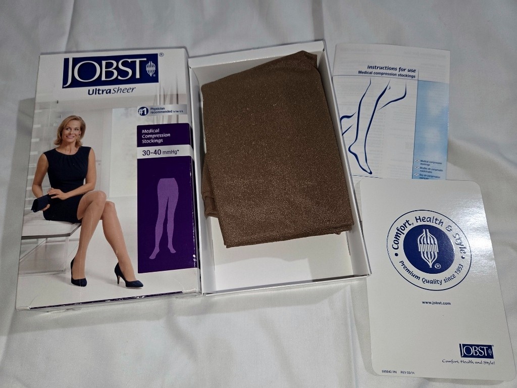 JOBST Ultra Sheer Waist CT 30-40mmHg Suntan M Compression Stockings 121498 J2