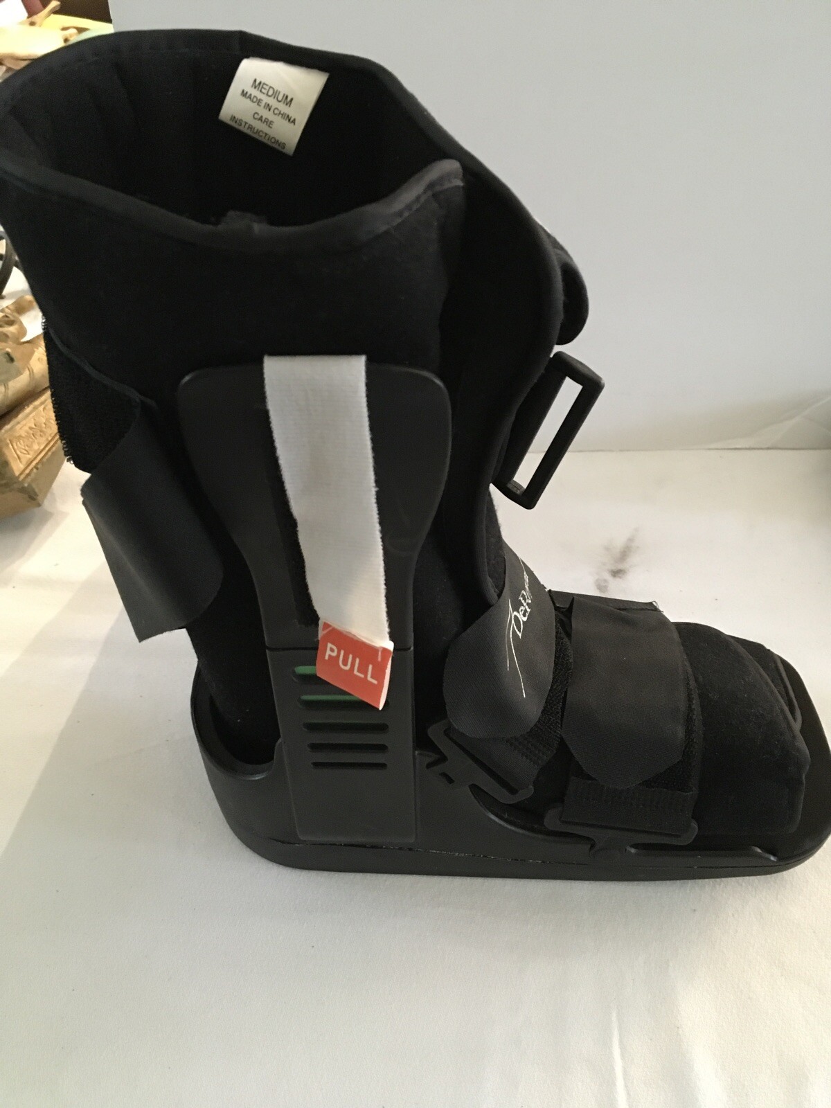 Orthopedic Tall Walking Boot with Inflatable Air Pump for injured foot