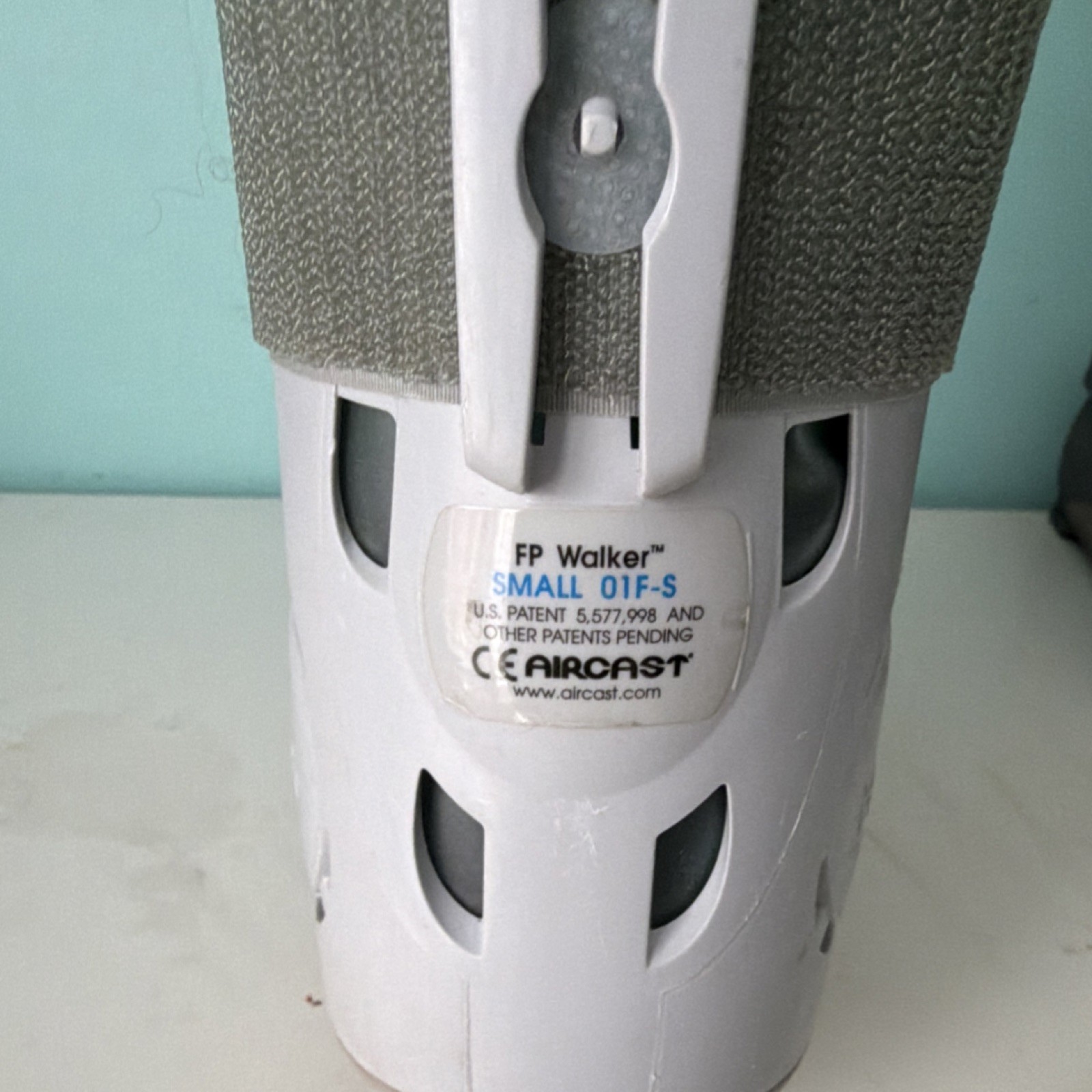 Aircast FP Walker 01F-S Small Adjustable Gray Boot for Leg & Foot Immobilization