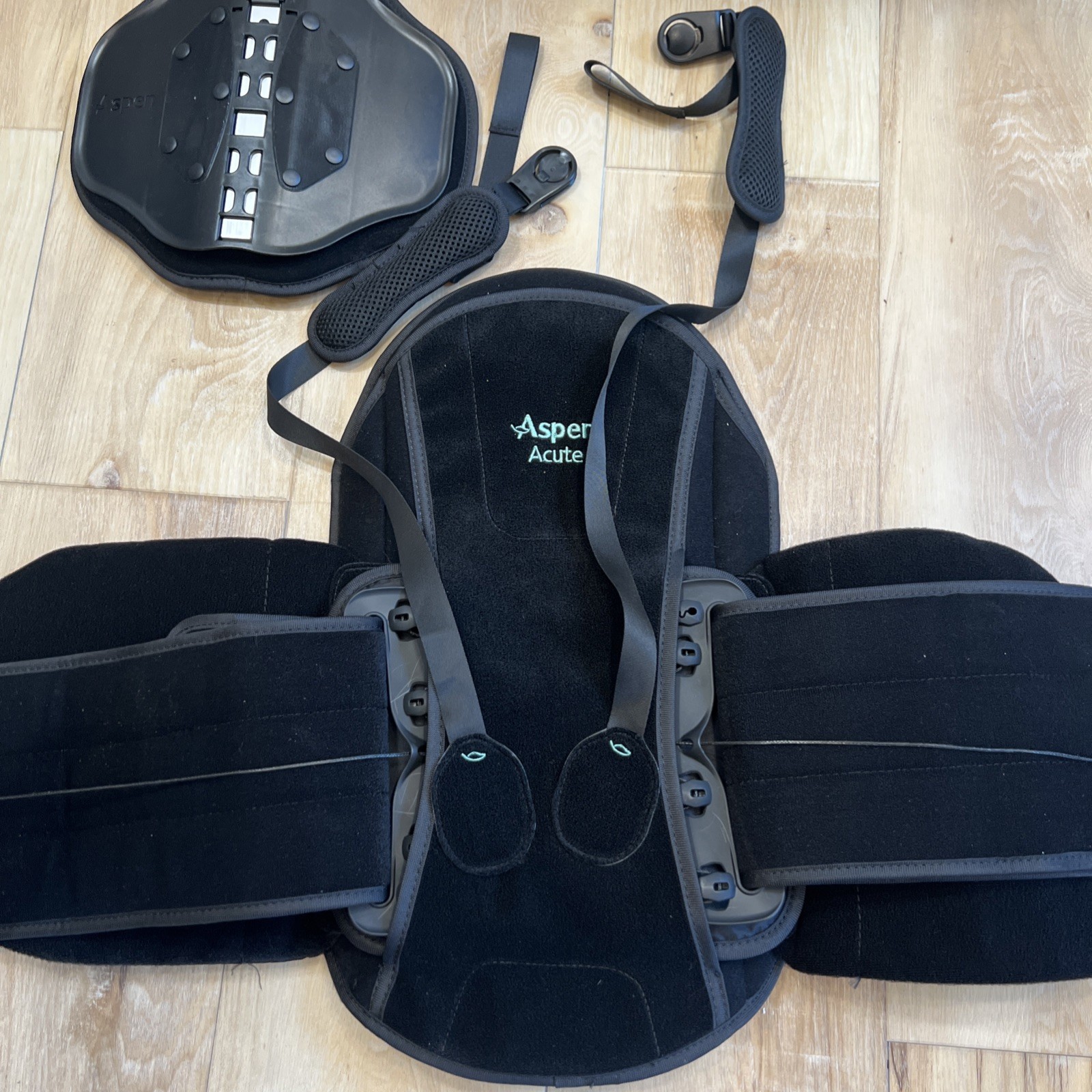 Aspen Acute Back Brace – Adjustable – One Size – Black