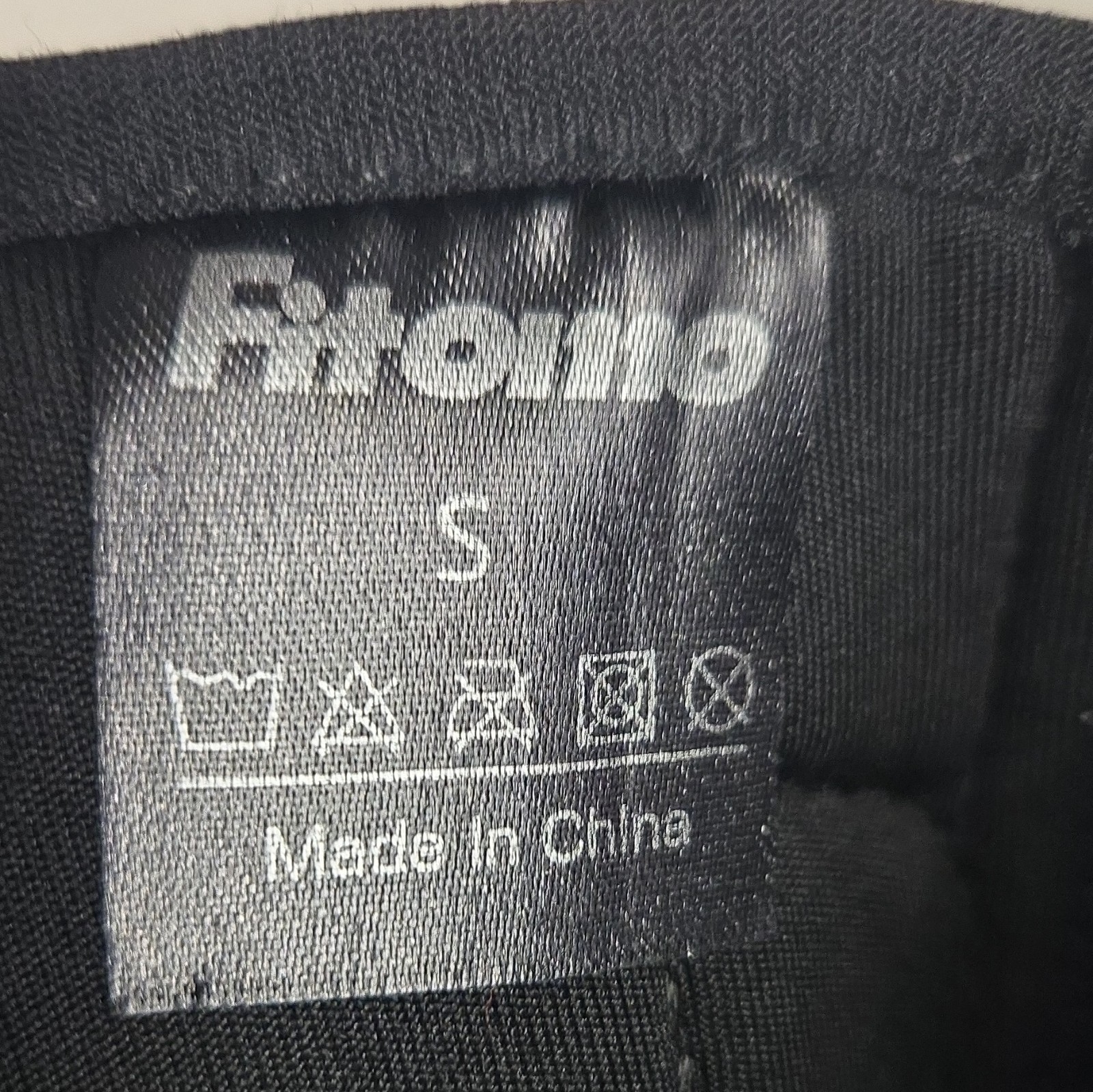 Fitomo Ankle Brace Stabilization Adjustable Support w/ Straps Black Size S