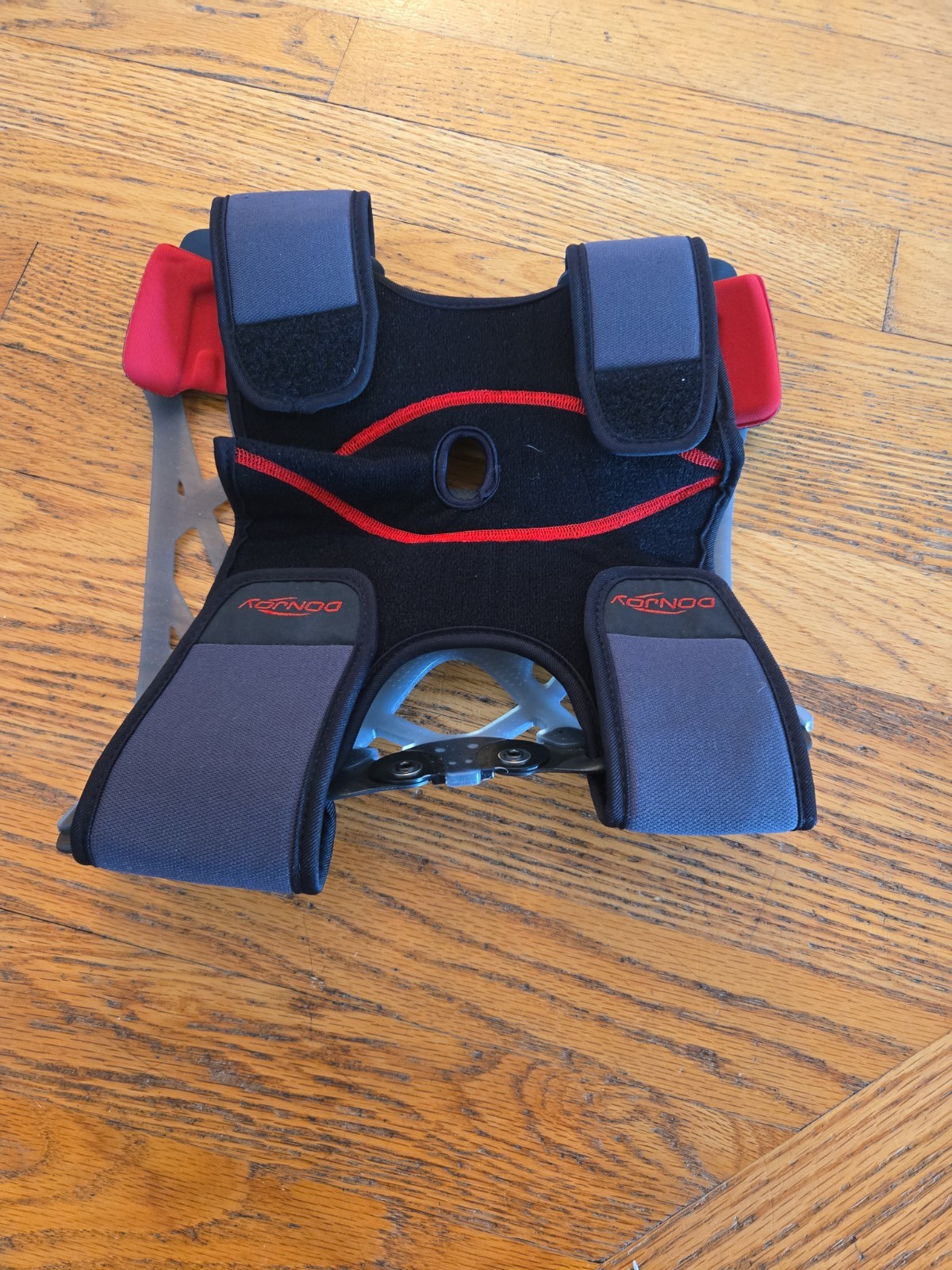 DonJoy Reaction WEB Knee Support Size XXXL Right Lightweight Flexibility