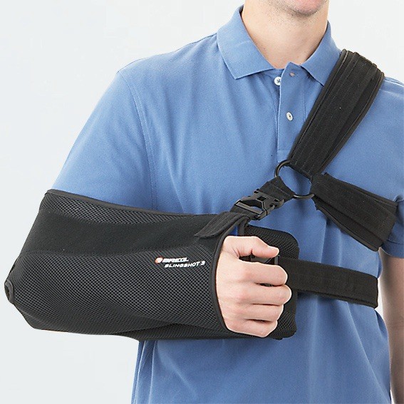 Breg Slingshot 3 Large Shoulder Sling, Removable Pillow & Exercise Ball