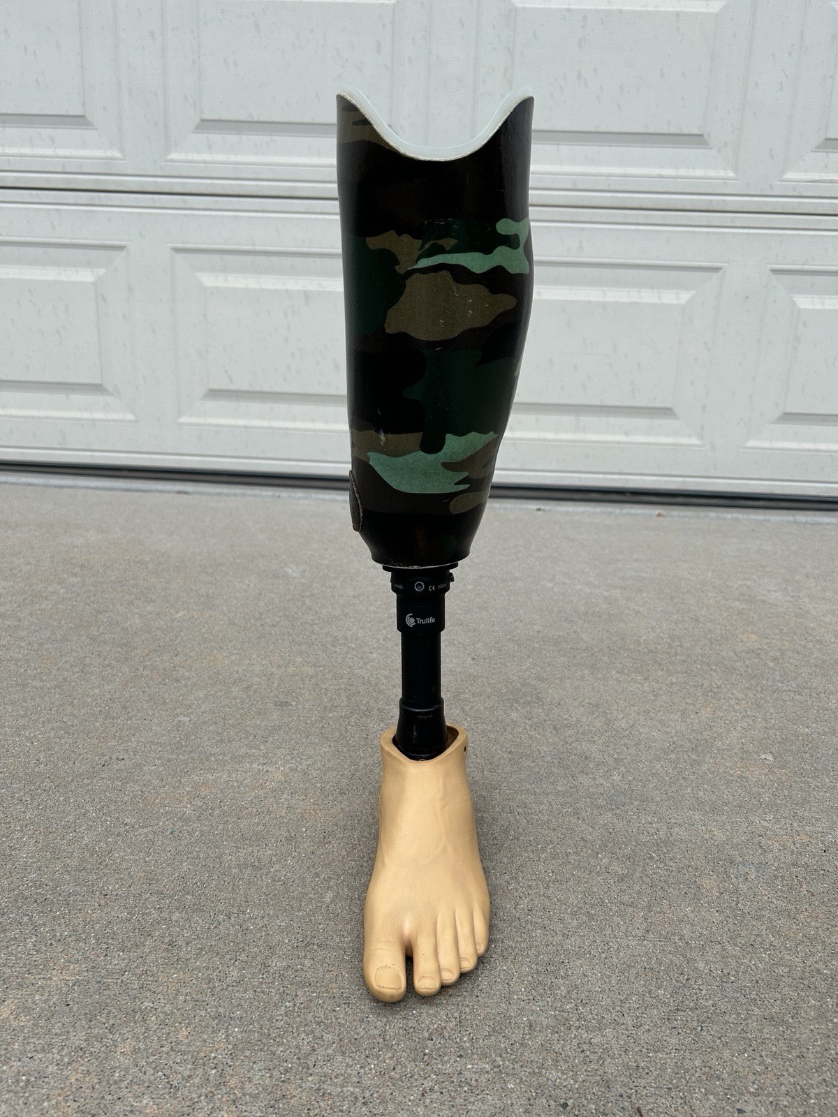 TRULIFE PROSTHETIC LEFT LEG AAA225 Foot 25L