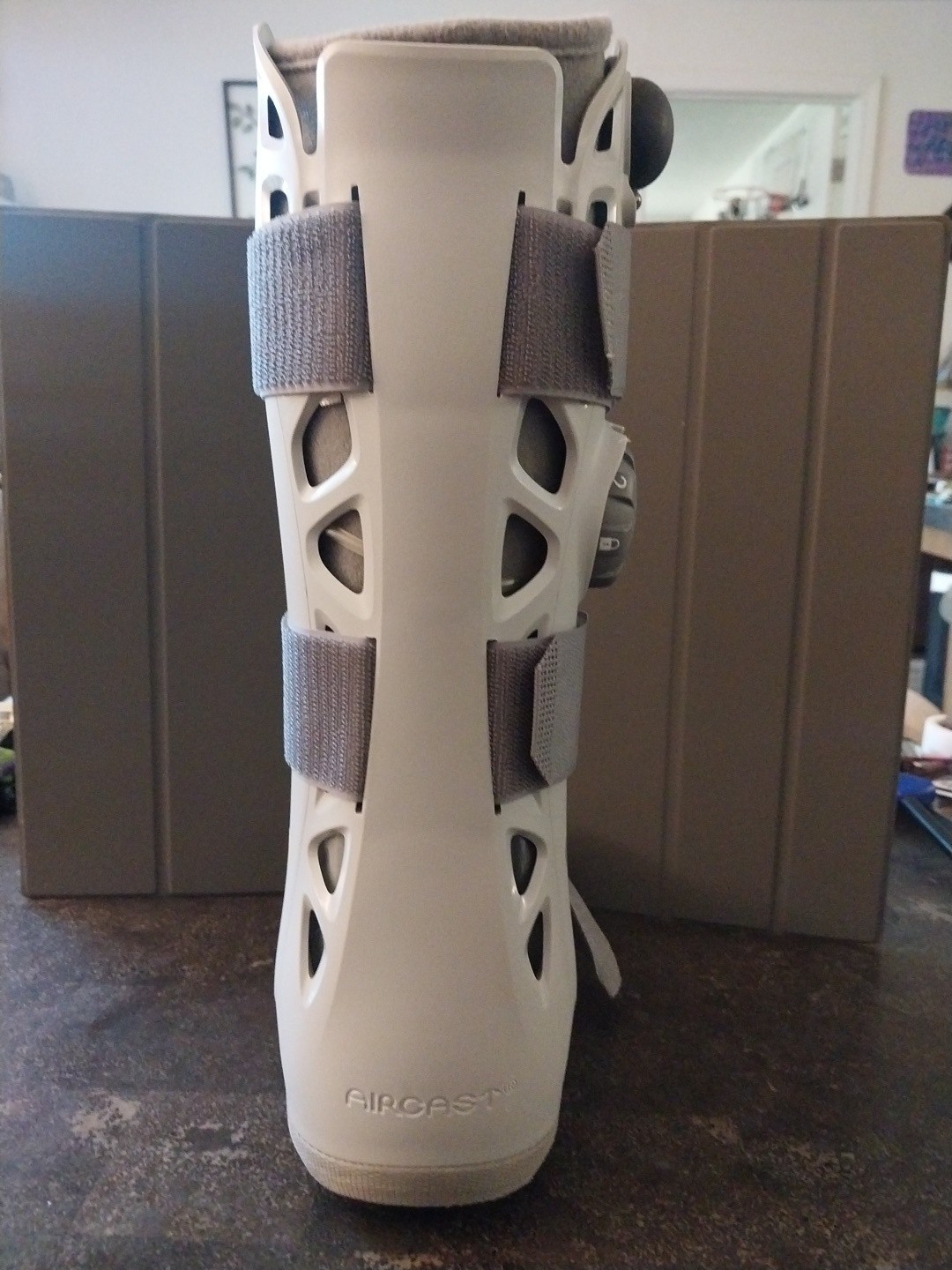 Aircast DJO AirSelect Medium Gray Walker Brace and Walking Boot Aircast-Small