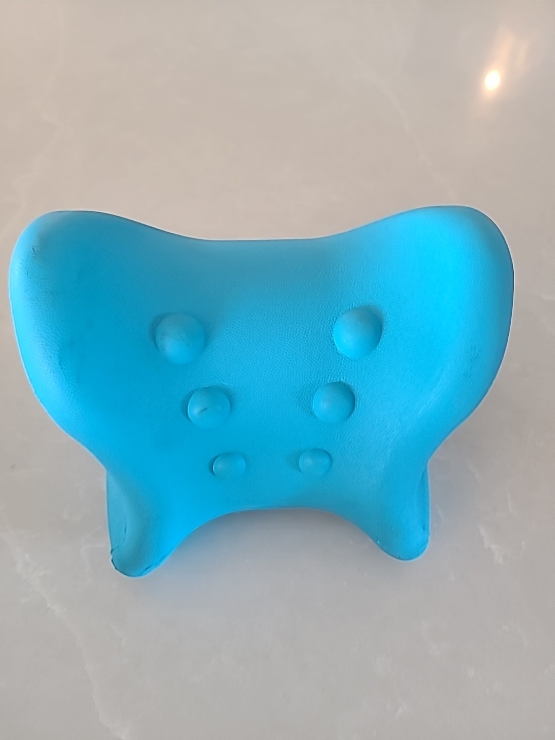 Neck Cloud Cervical Traction Device Neck Stretcher Neck Pain Relief Pillow