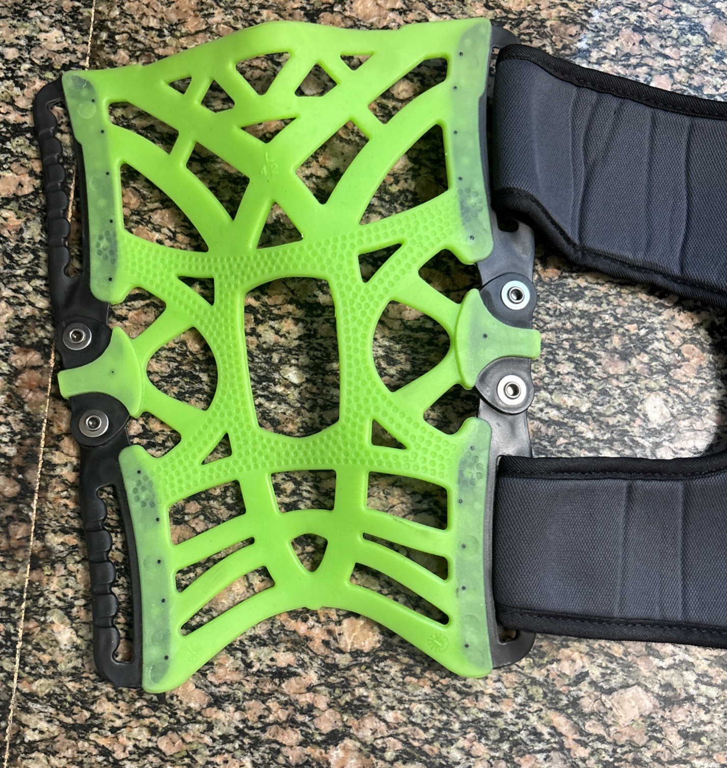 Donjoy REACTION Knee Brace – Green XXXL