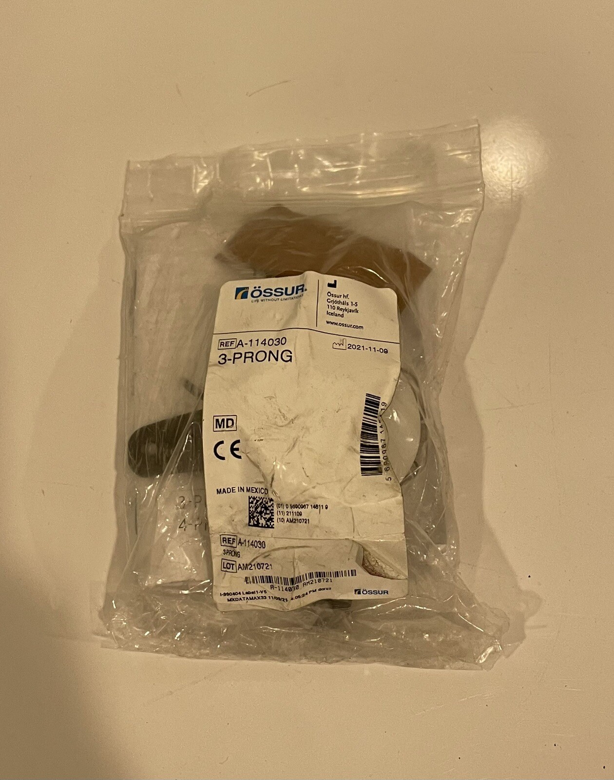 Ossur A-114030 3 Prong Socket Adapter Brace Bracket NEW! FREE SHIPPING!