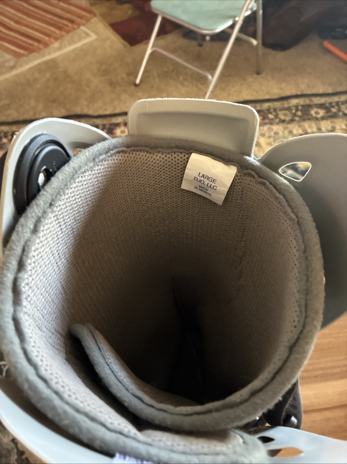Aircast Softstrike Walking Boot Size LARGE with Side Pump Inflation
