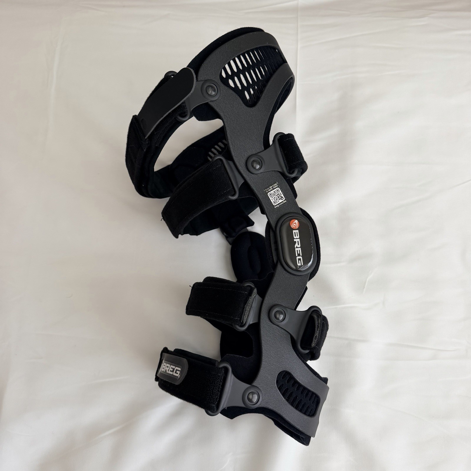 Breg Fusion XT Right Knee Brace, Black, ACL, PCL, Collateral Ligament, Size XXL