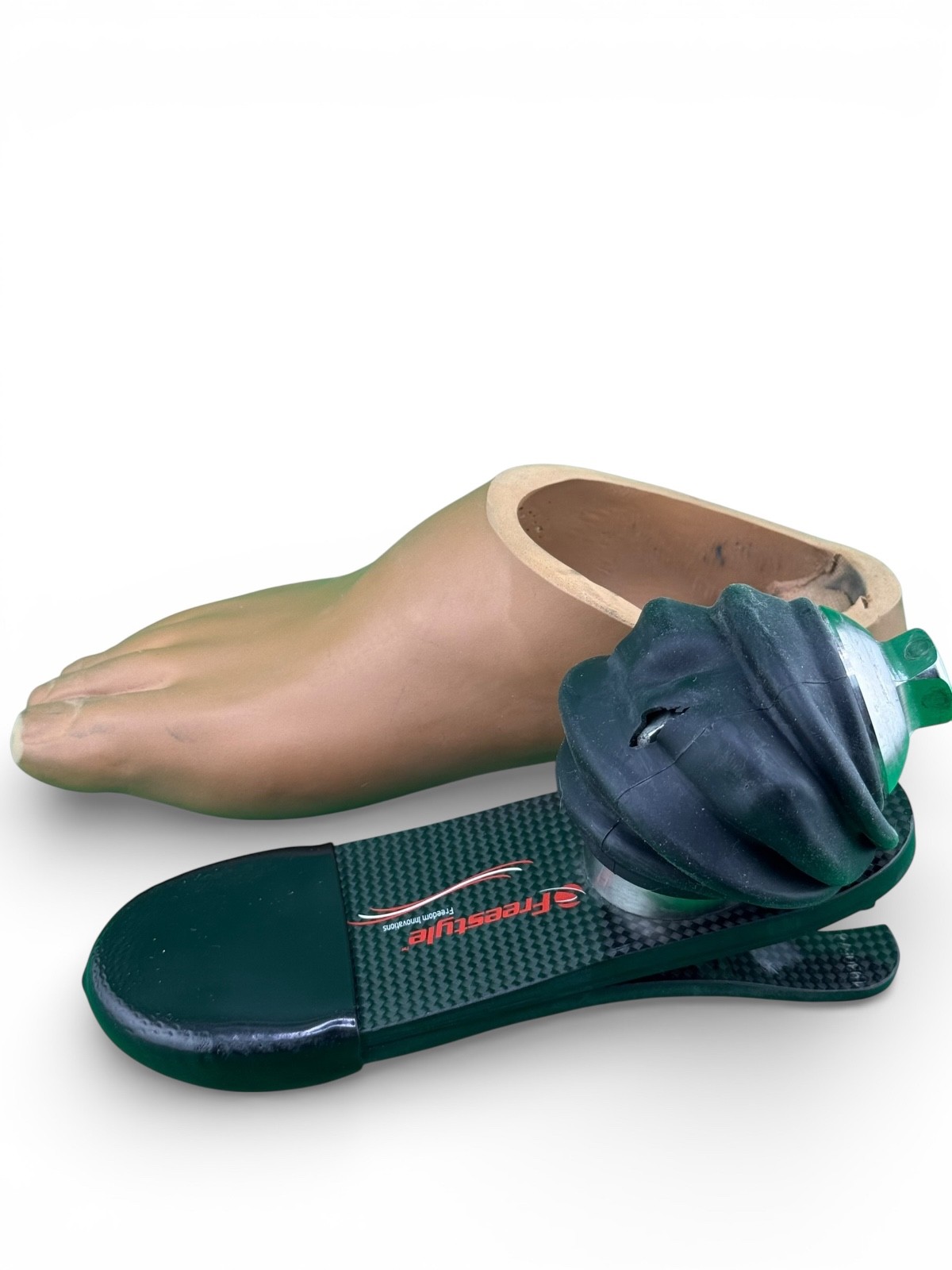Freedom Freestyle Adjustable Ankle Swimming Prosthetic Foot size 22 Category 3