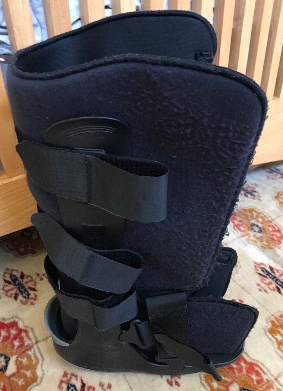 Breg Long Walking Boot Medium Cast Medical Foot Surgery Brace, Inflatable Insert