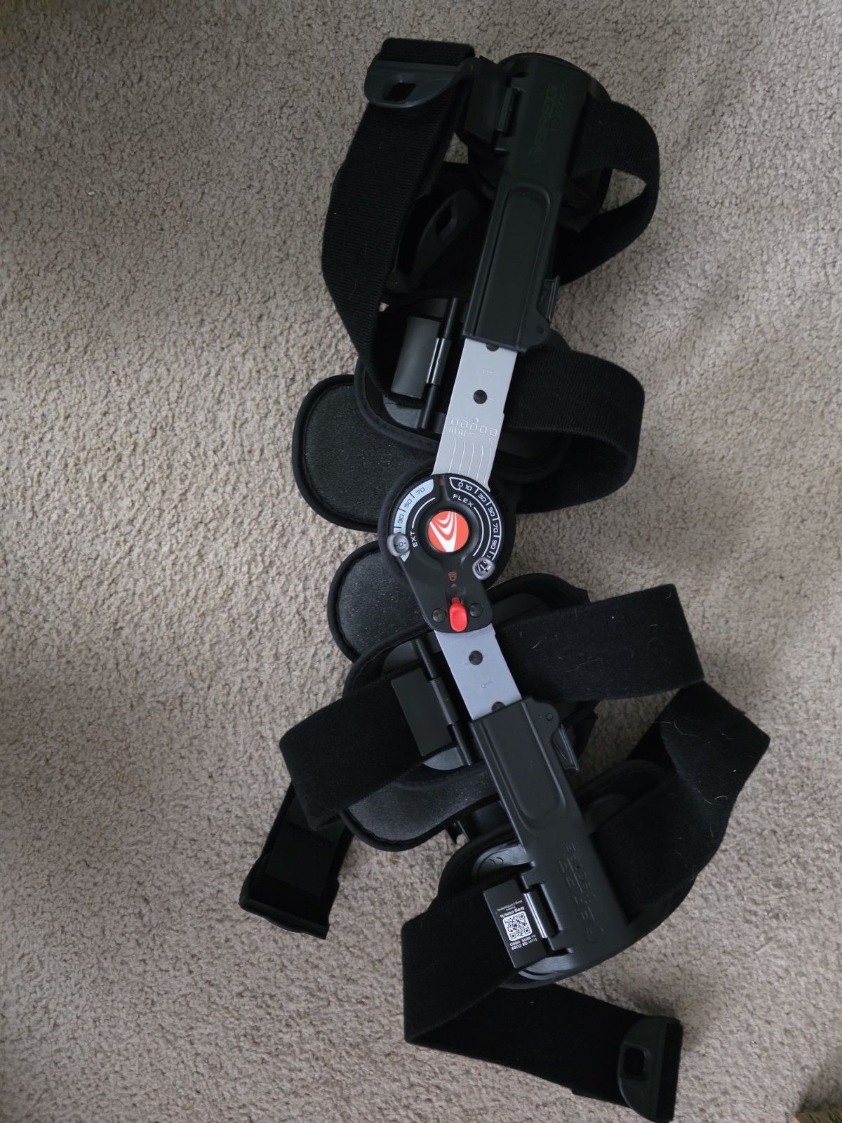 Breg T-Scope Premier Knee Brace Adjustable Left/Right, Padded