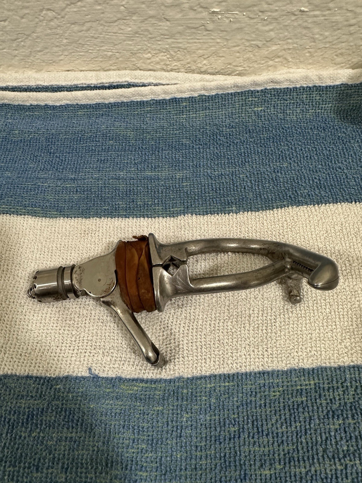 Hosmer fillauer prosthetic work hook model 7. Left hook. Great condition